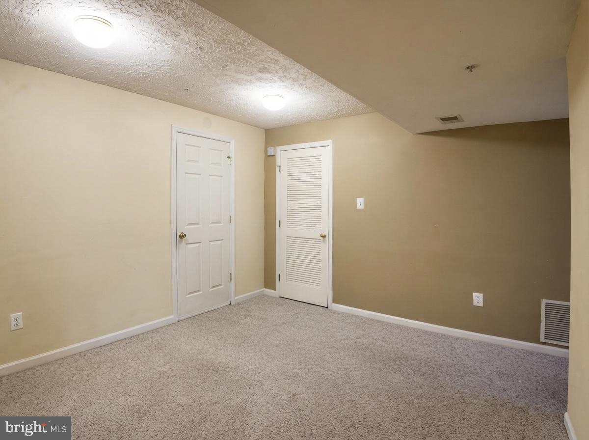 PERRY HALL FARMS - Residential