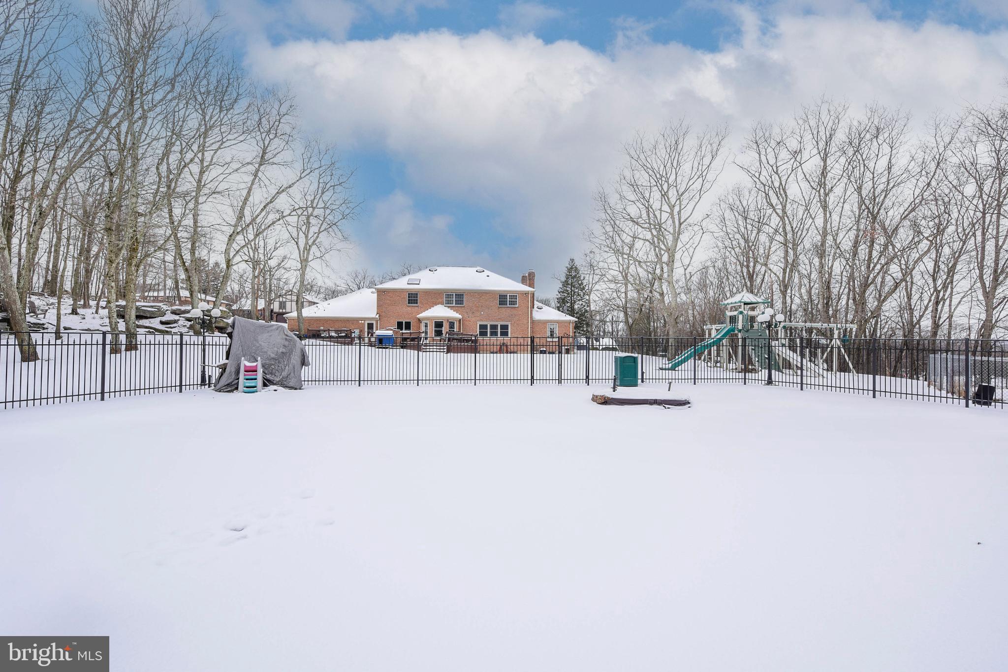 HAZLETON - Residential