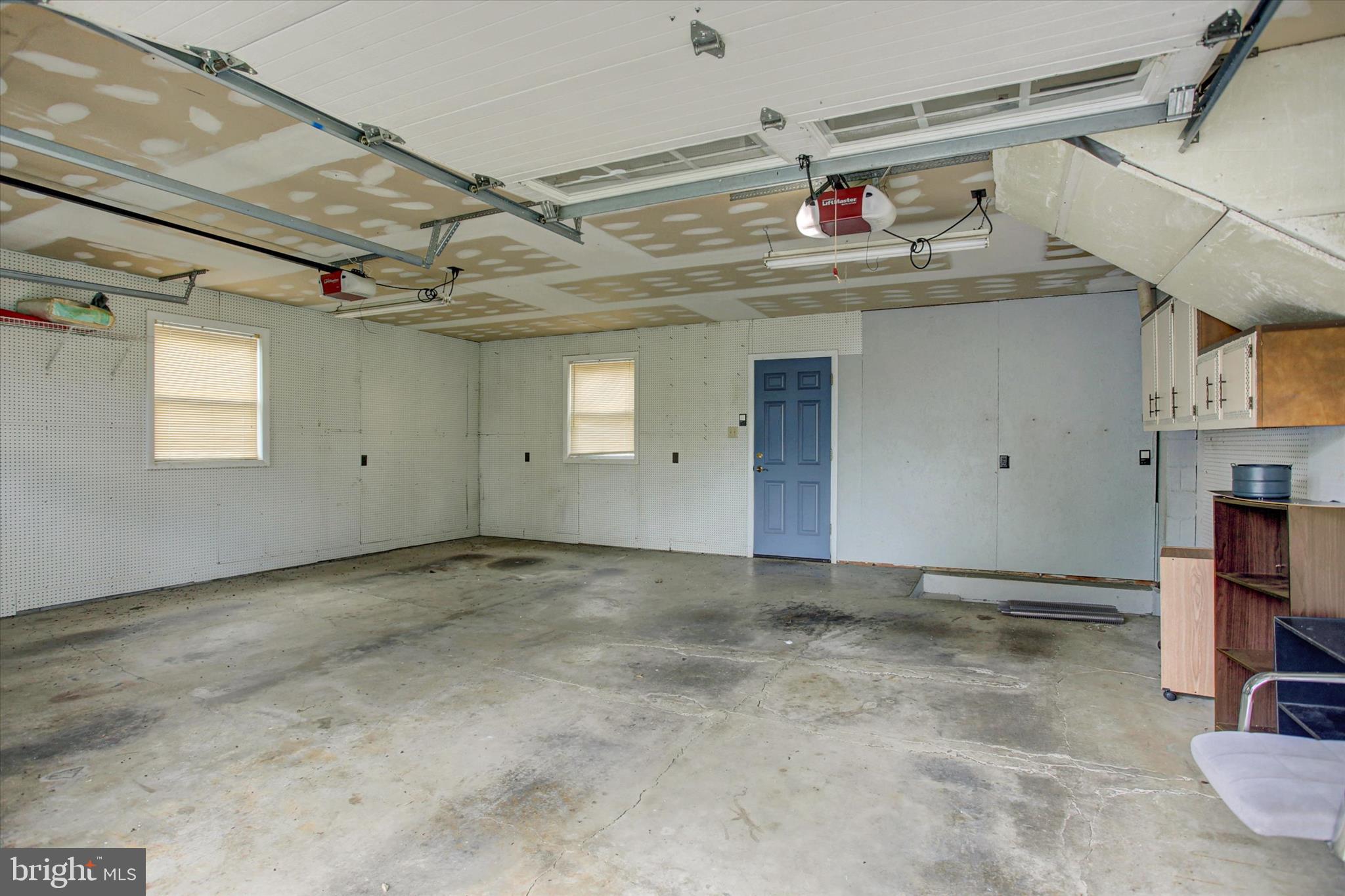 BROWNS MILL - Residential
