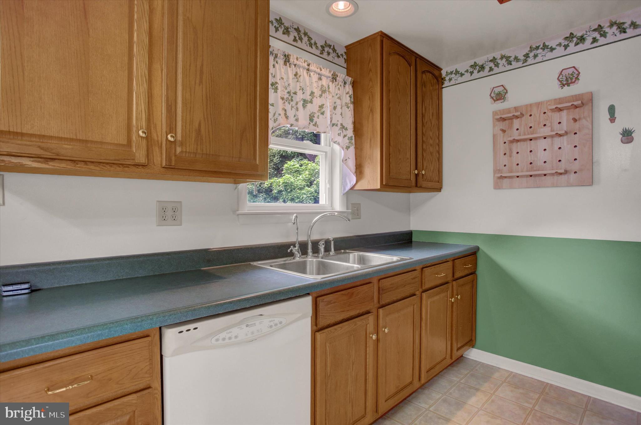 BROWNS MILL - Residential