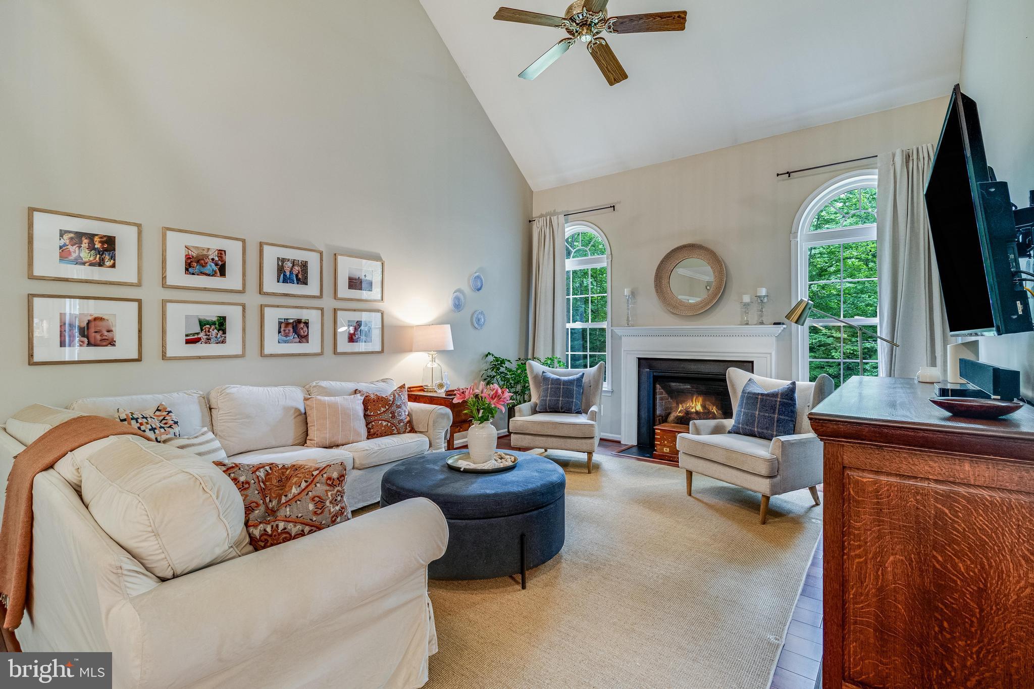 CASTLETON - Residential