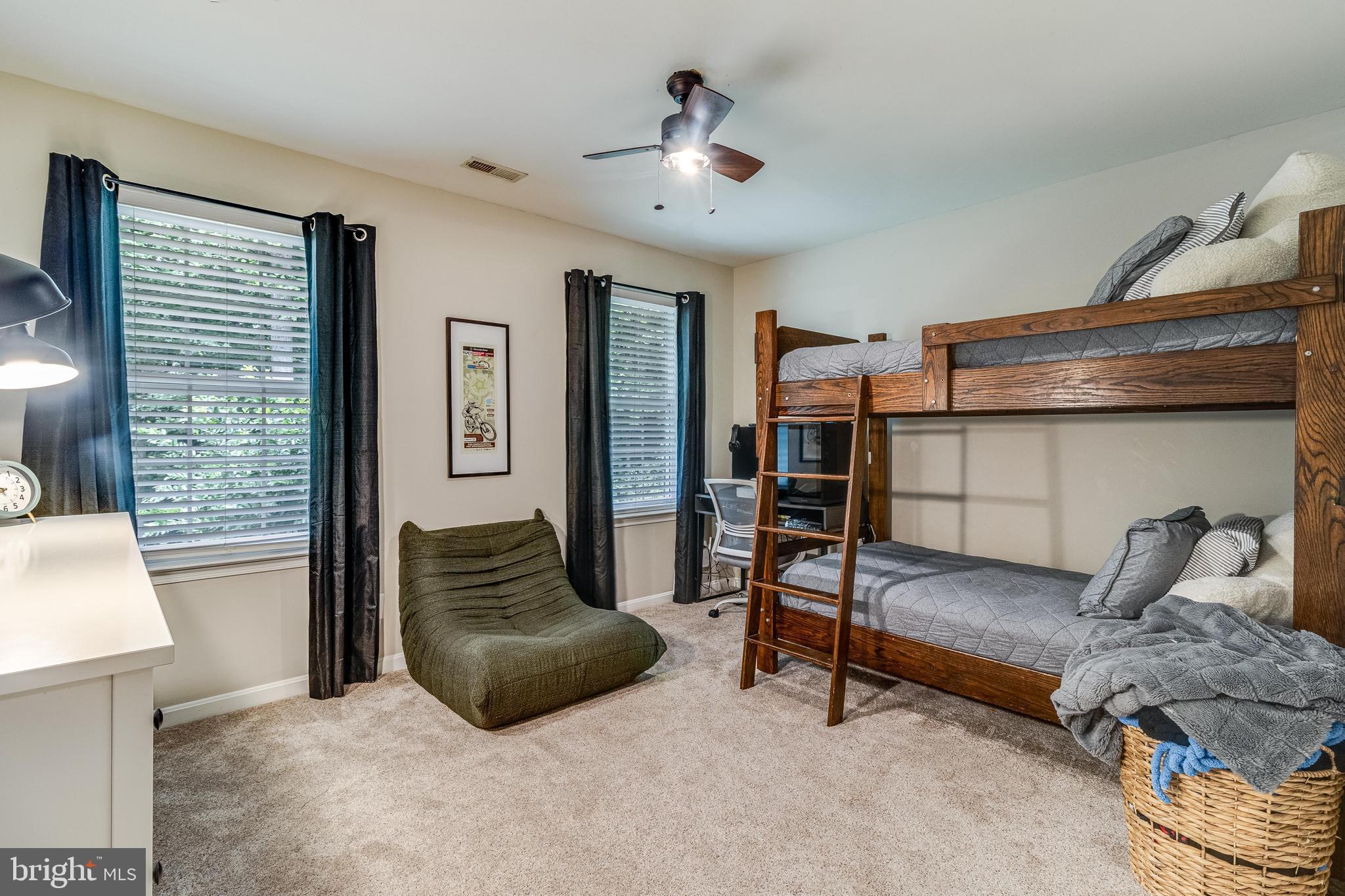CASTLETON - Residential