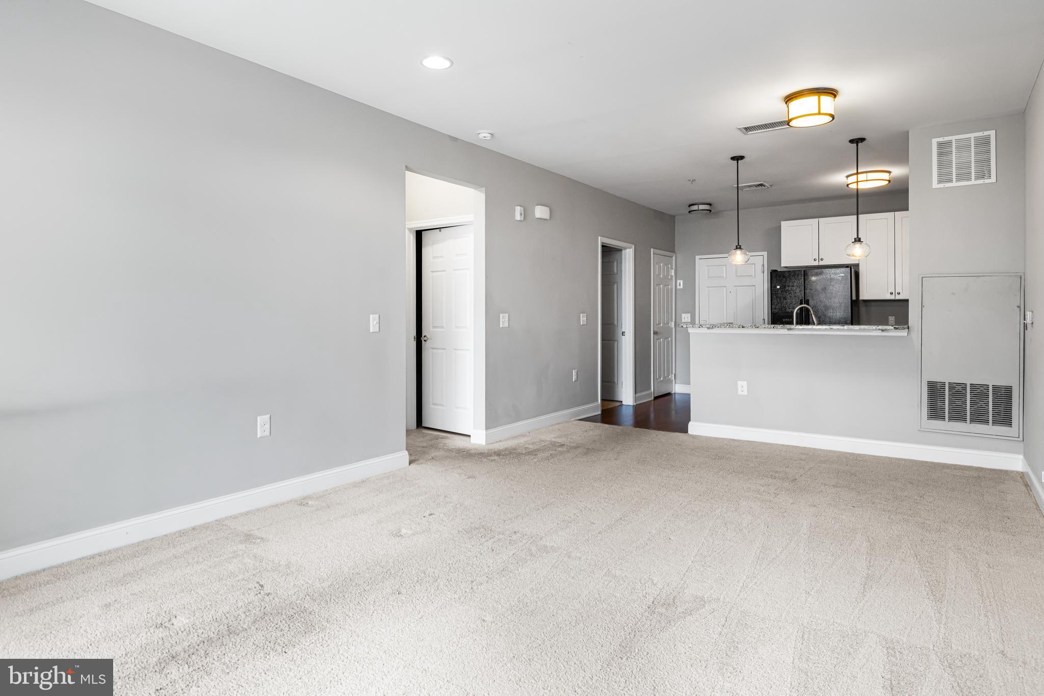 THE GRANDE AT RIVERVIEW - Residential