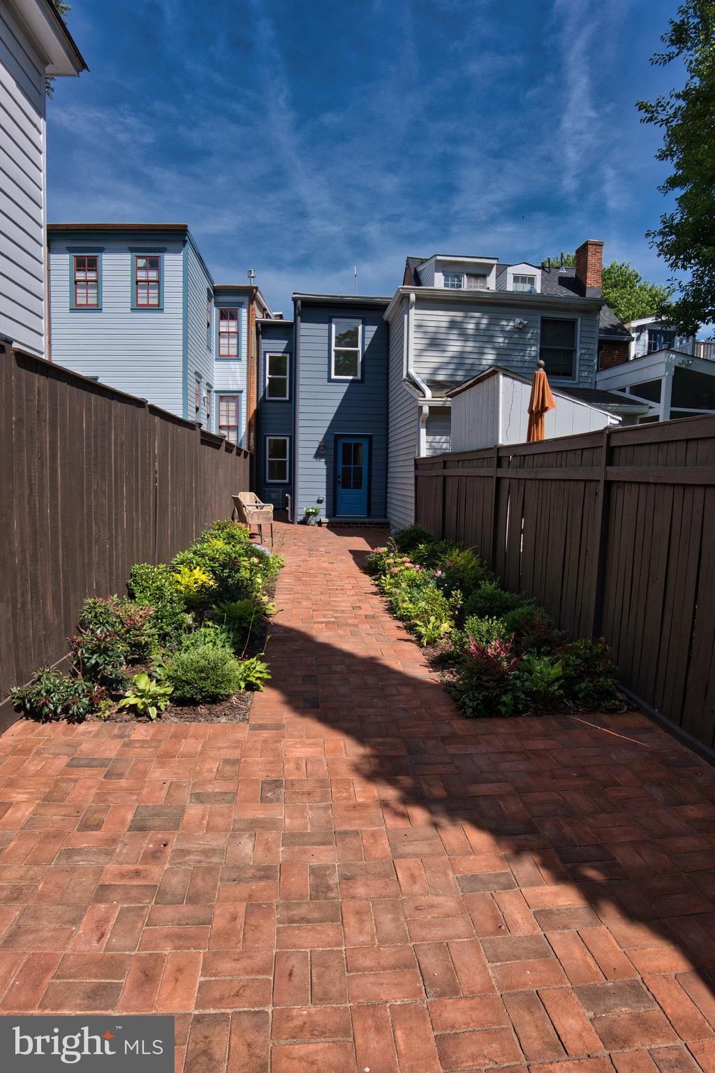 HISTORIC DISTRICT - Residential