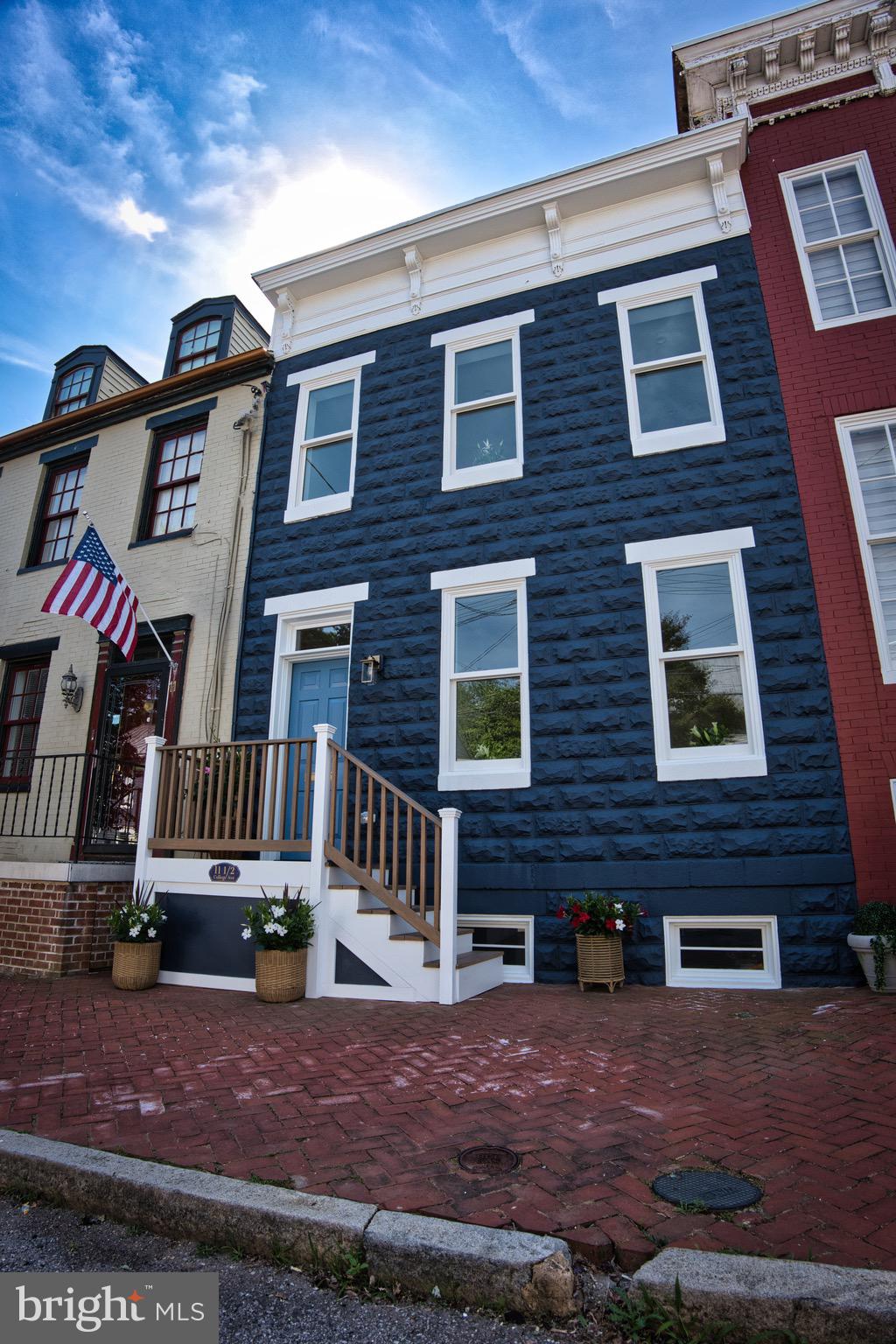 HISTORIC DISTRICT - Residential