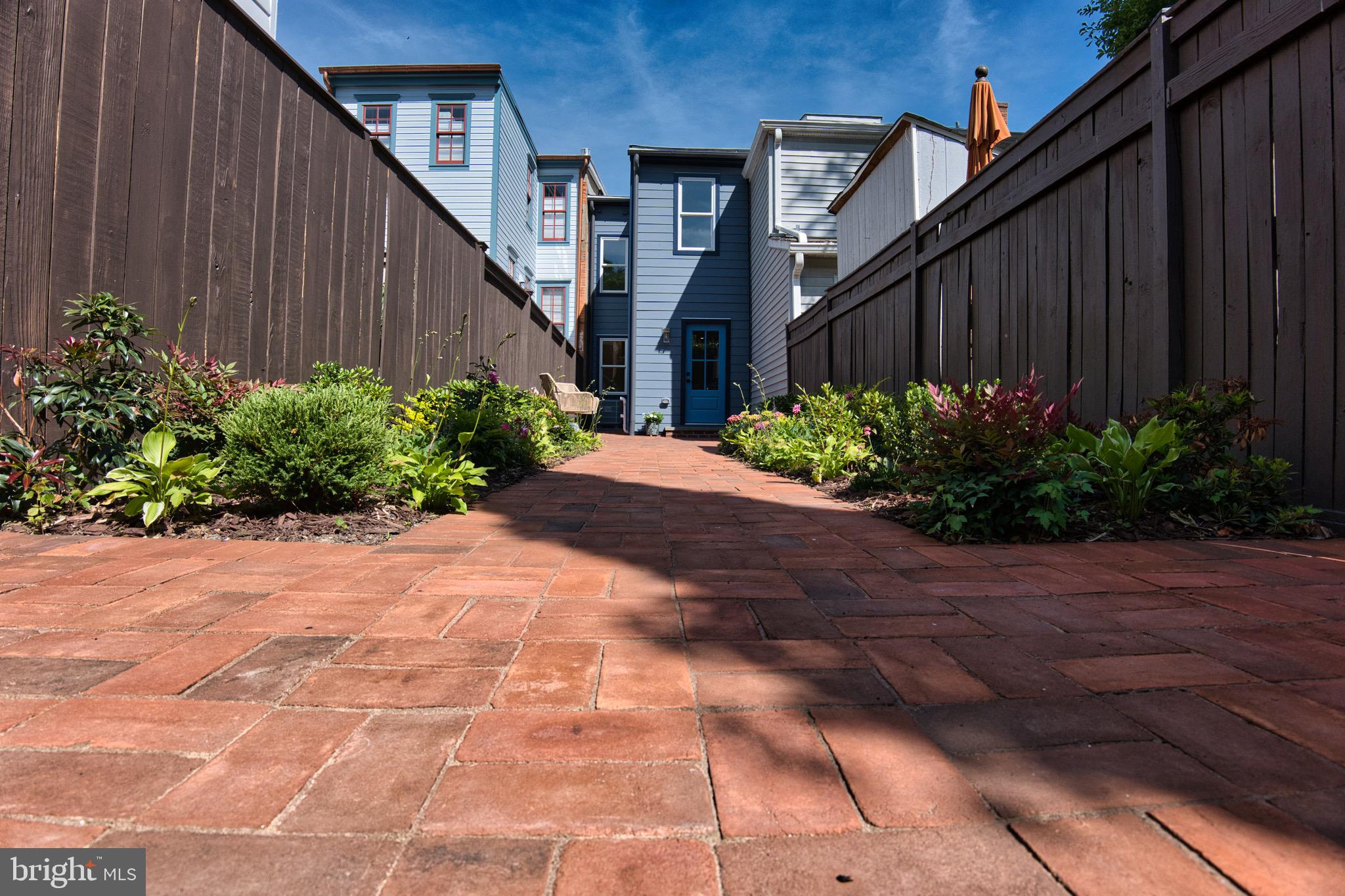 HISTORIC DISTRICT - Residential
