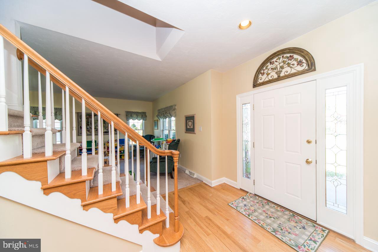 SPRING MEADOWS - Residential