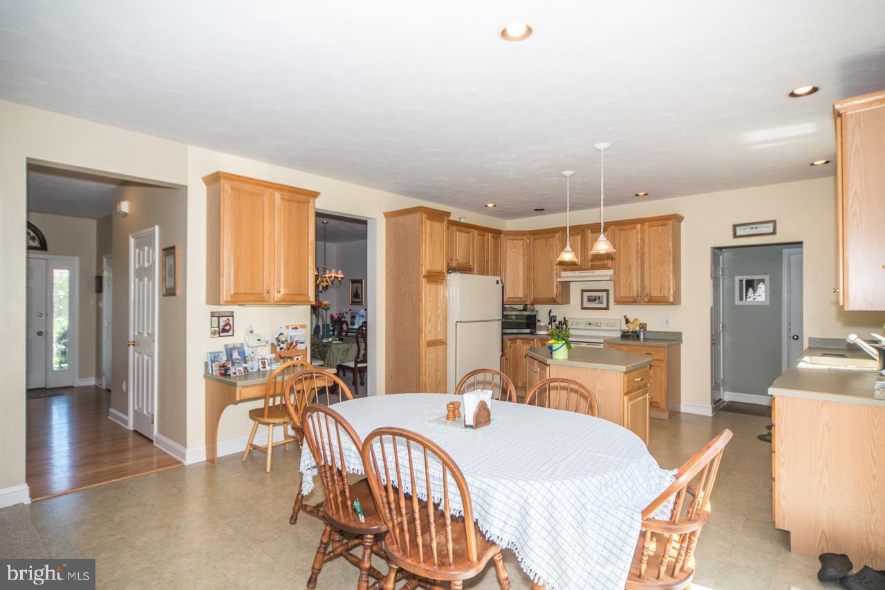 SPRING MEADOWS - Residential