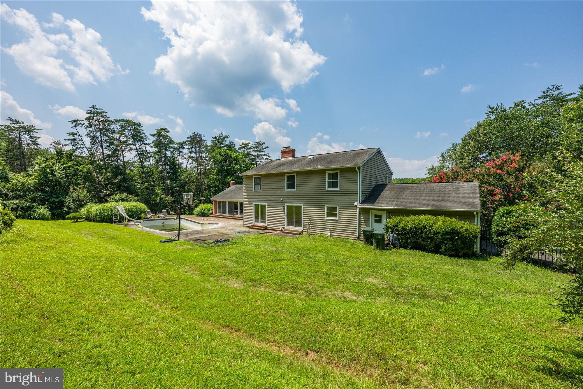 PEACOCK STATION - Residential