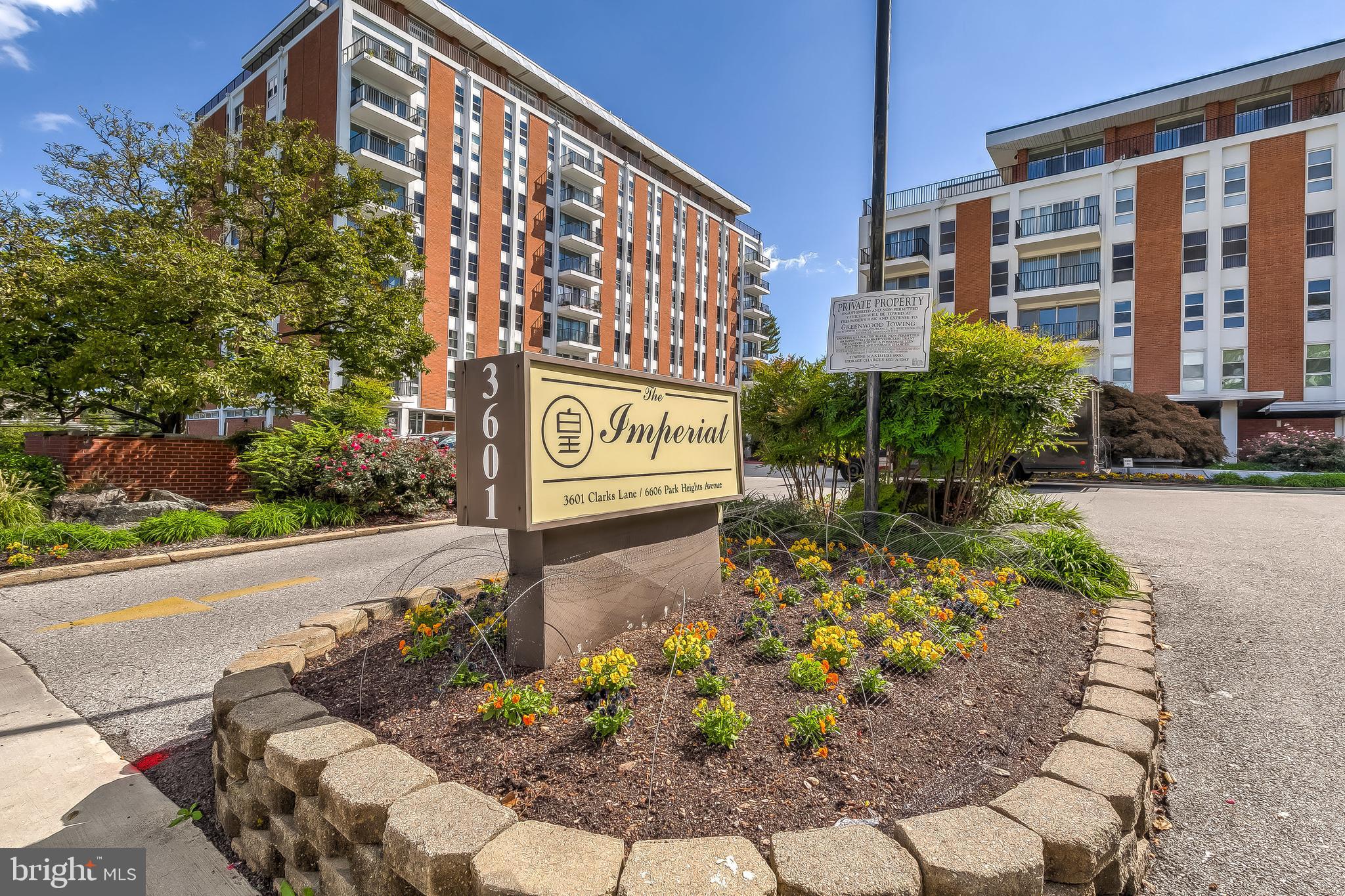 Welcome home to this gorgeous, renovated, and immaculate home! Beautiful floors, upgraded kitchen with stainless appliances. Newly renovated bathrooms, balcony, impressive lobby, close to shopping and transportation, lovely floor plan. Receptionist and doorman. Move in ready and waiting for you!