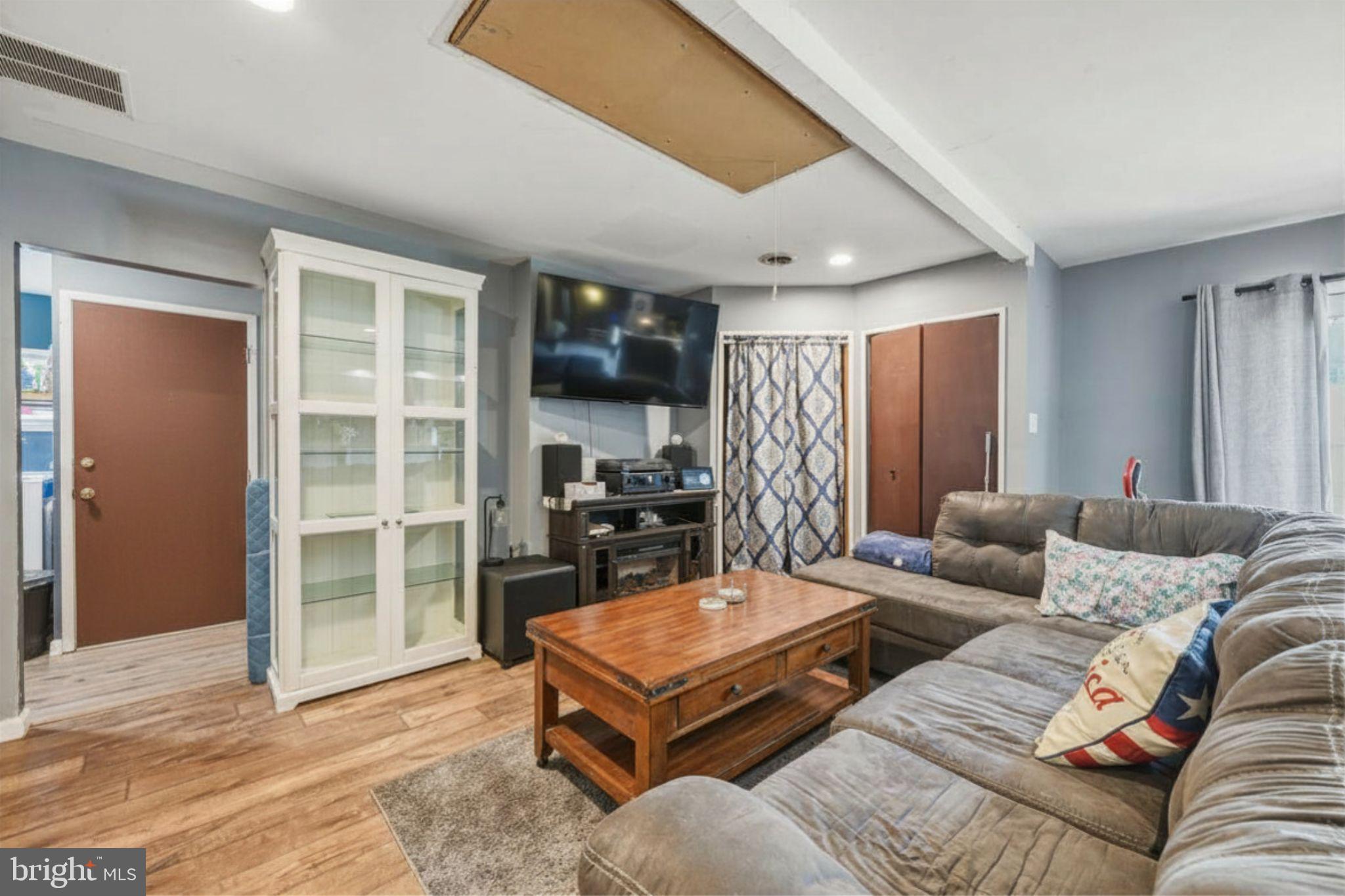 LATIMER FARMS - Residential