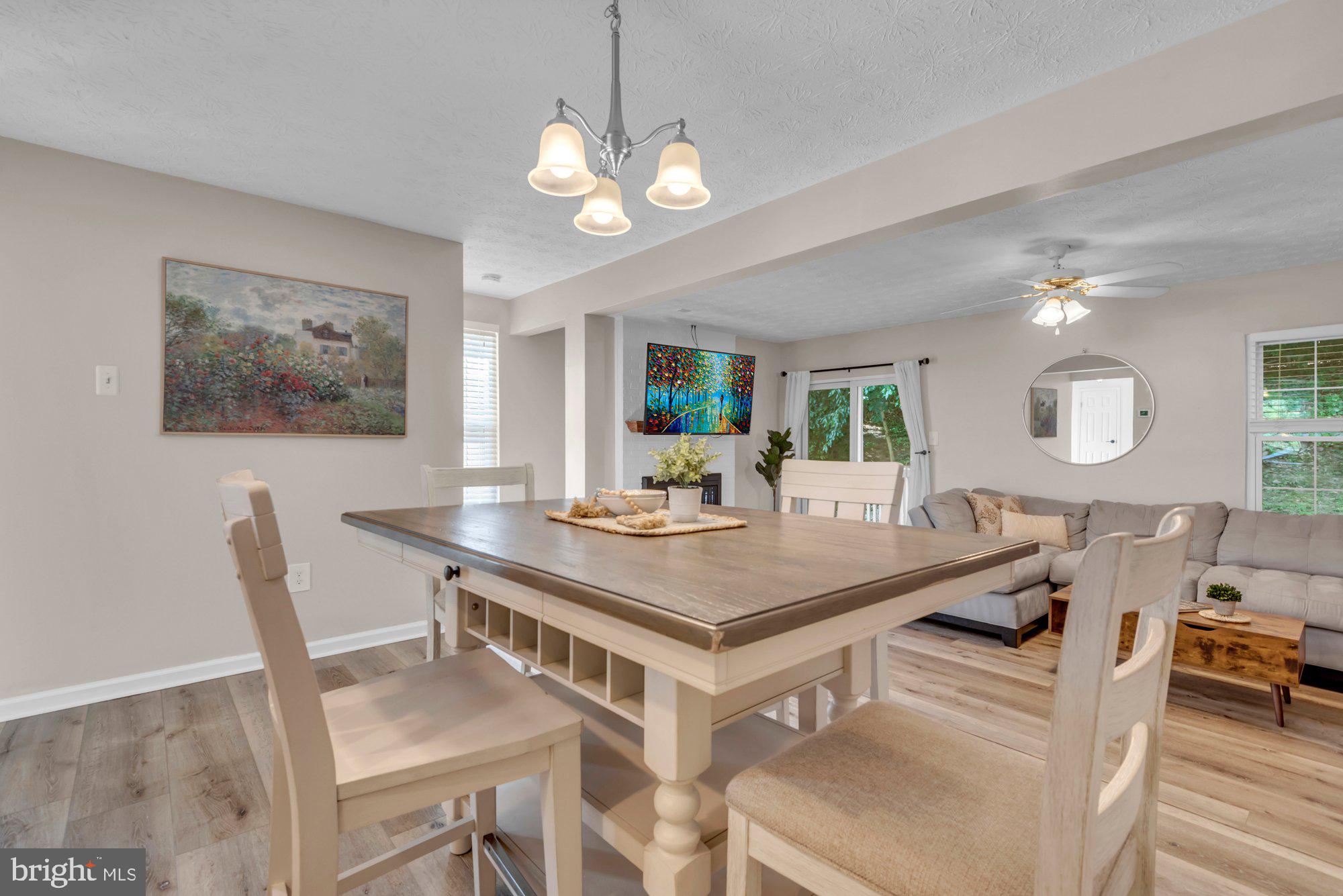 LAUREL VALLEY - Residential