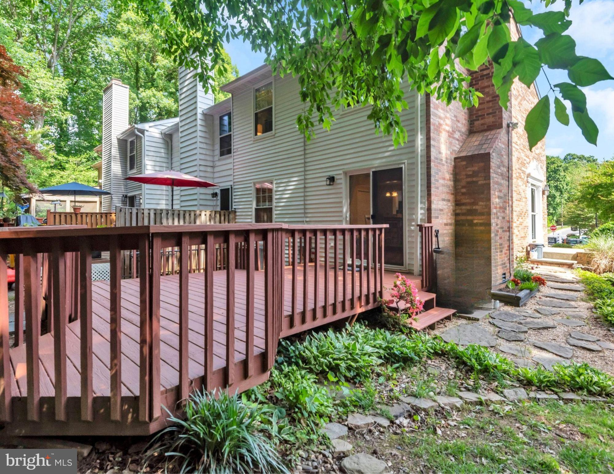 LAUREL VALLEY - Residential