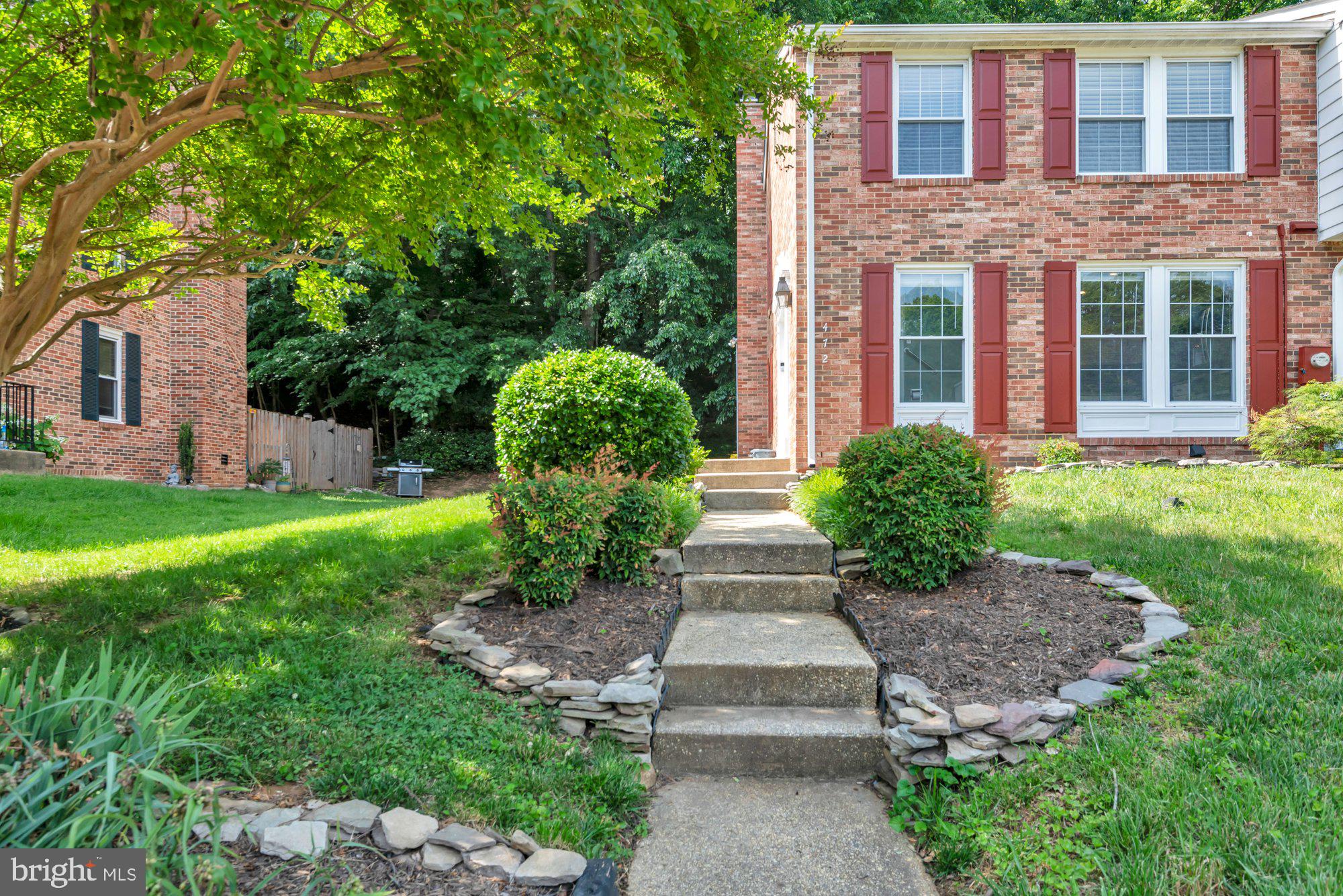 LAUREL VALLEY - Residential