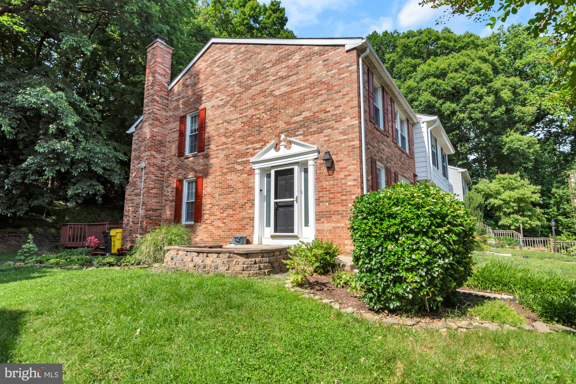 LAUREL VALLEY - Residential