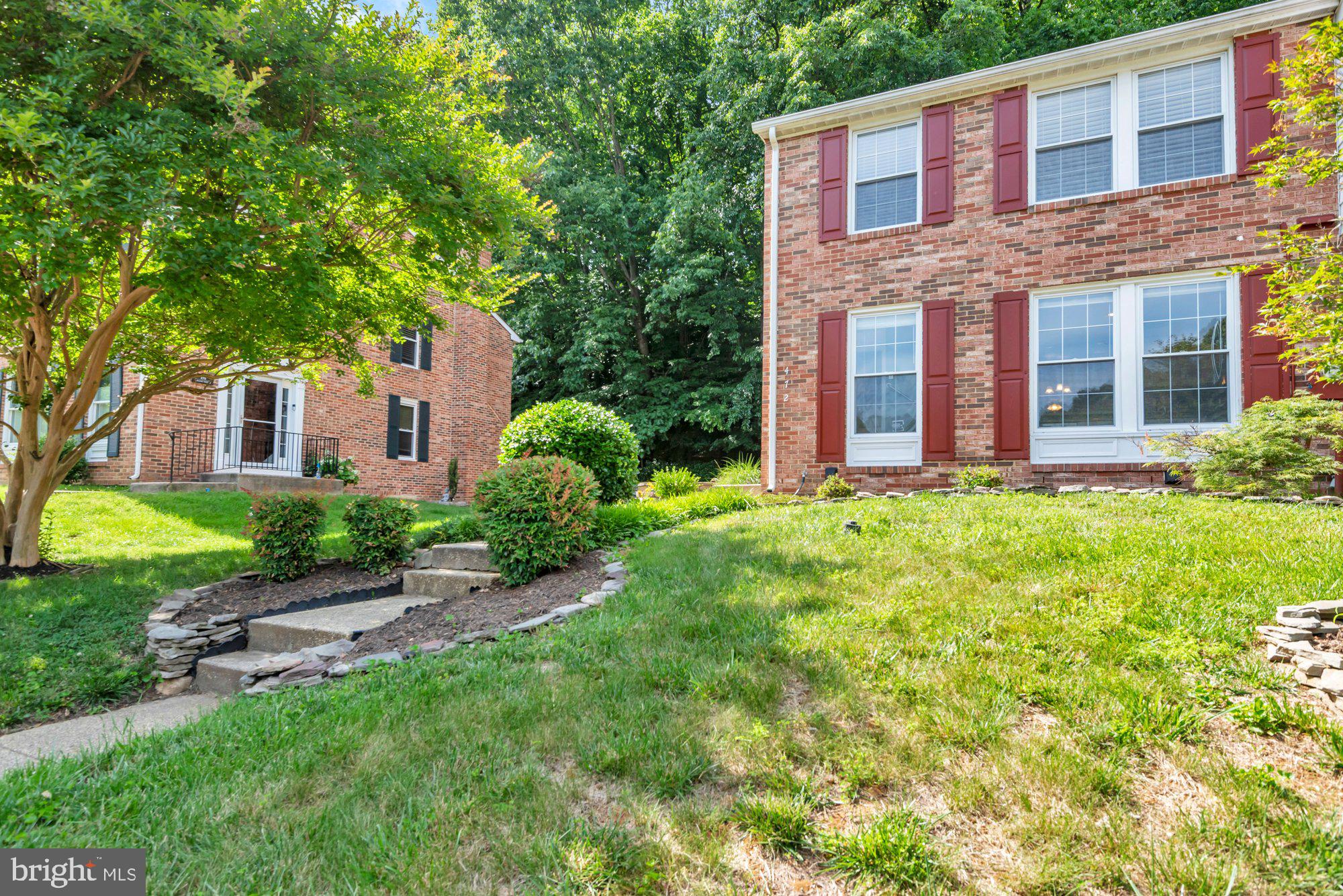 LAUREL VALLEY - Residential