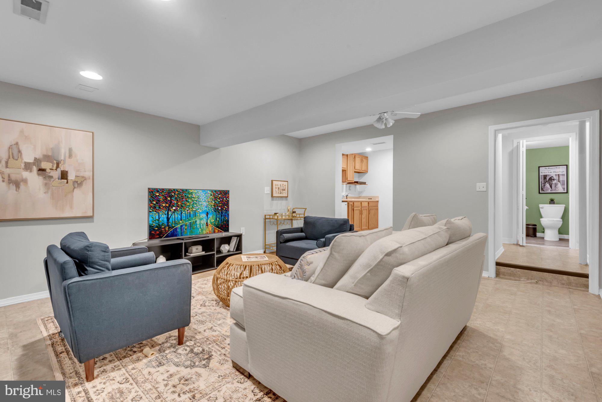 LAUREL VALLEY - Residential