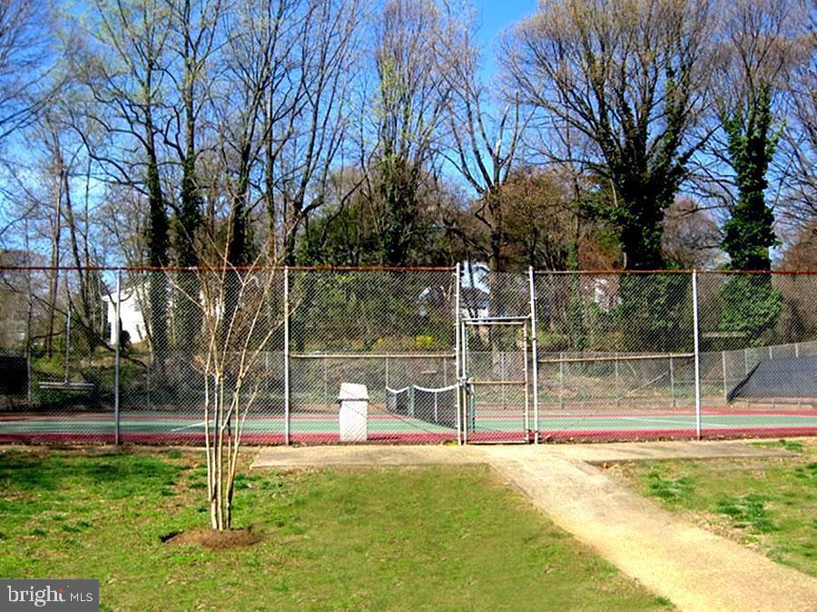 LAUREL VALLEY - Residential