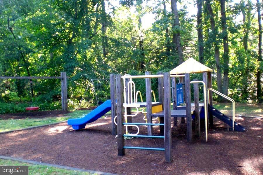 LAUREL VALLEY - Residential