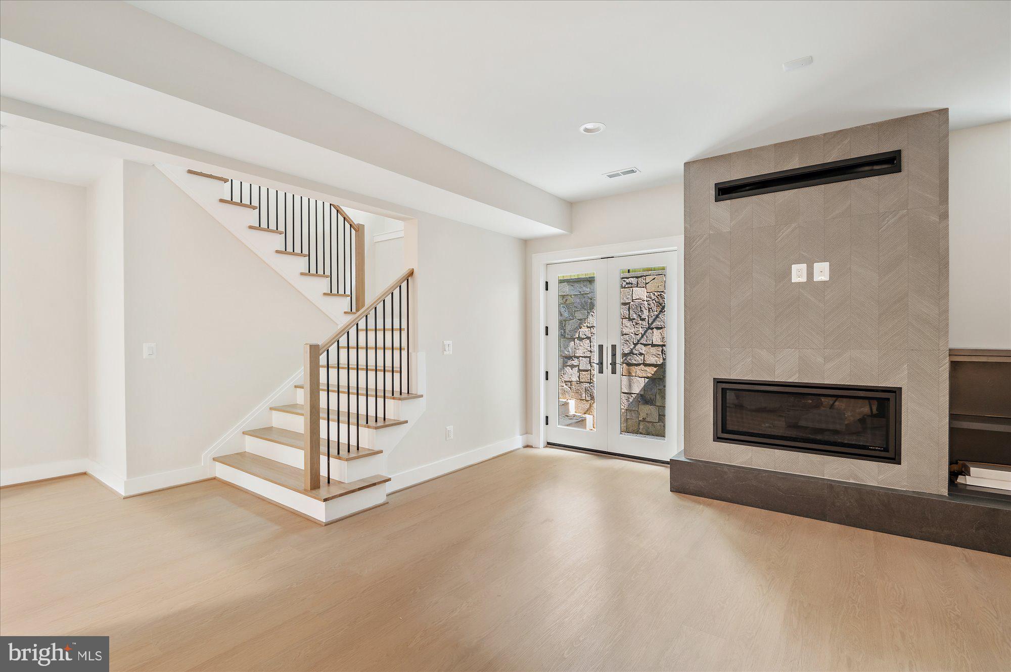 LYON PARK - Residential