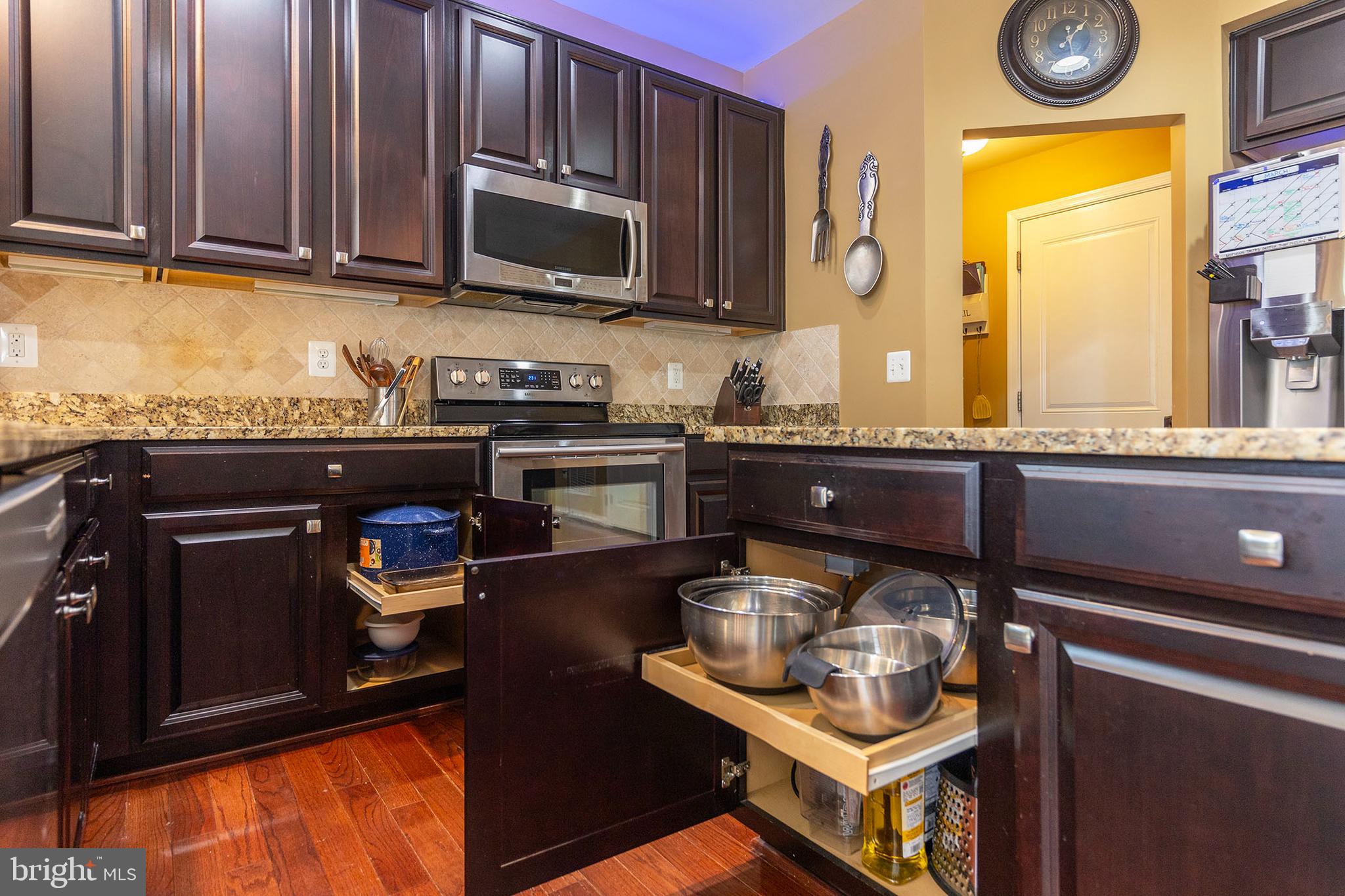 RED BUD RUN - Residential