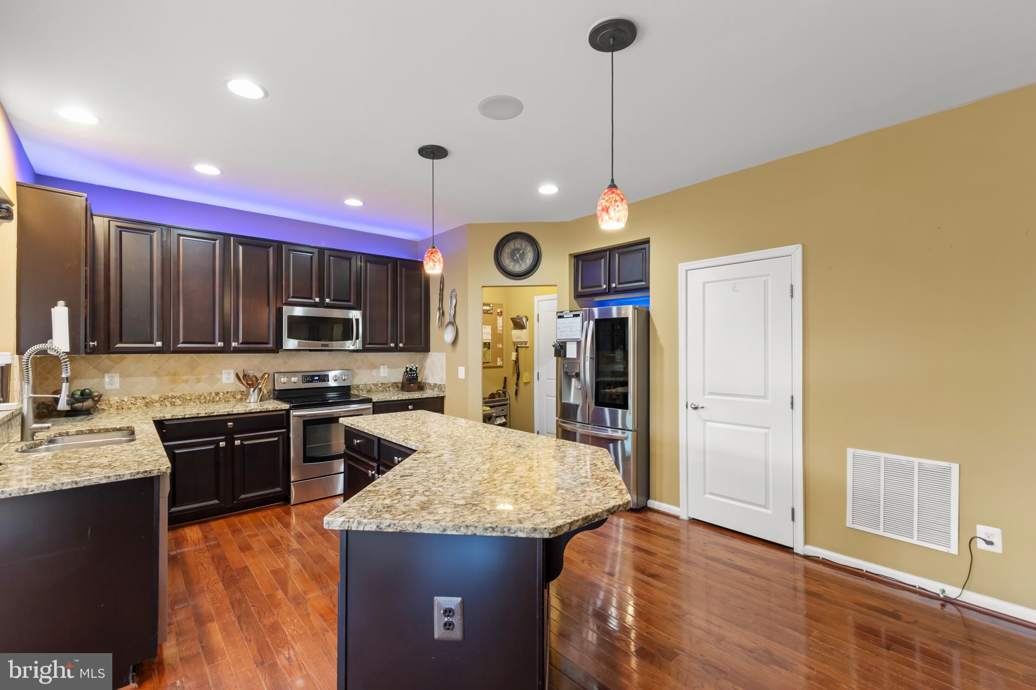 RED BUD RUN - Residential
