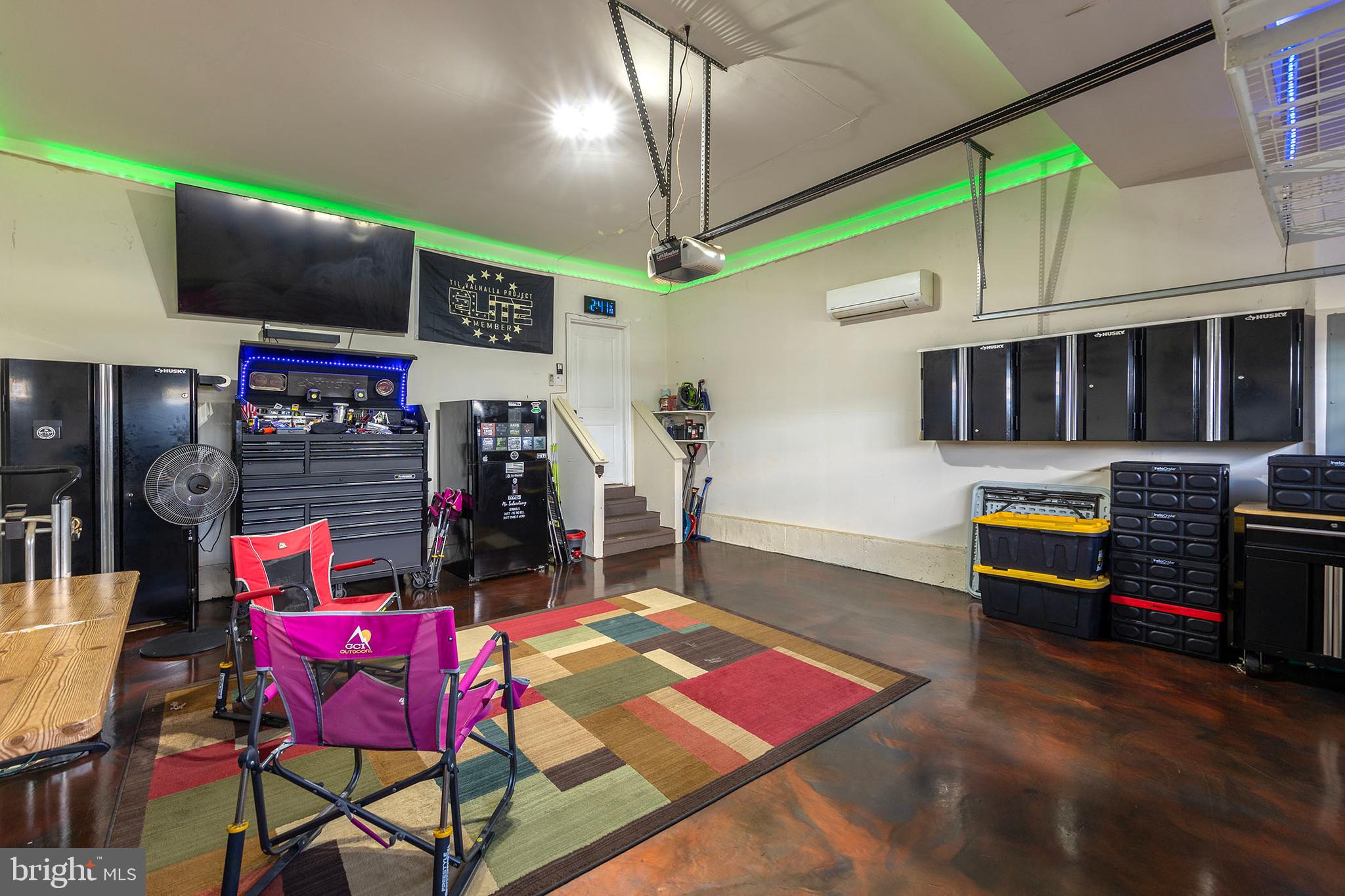 RED BUD RUN - Residential