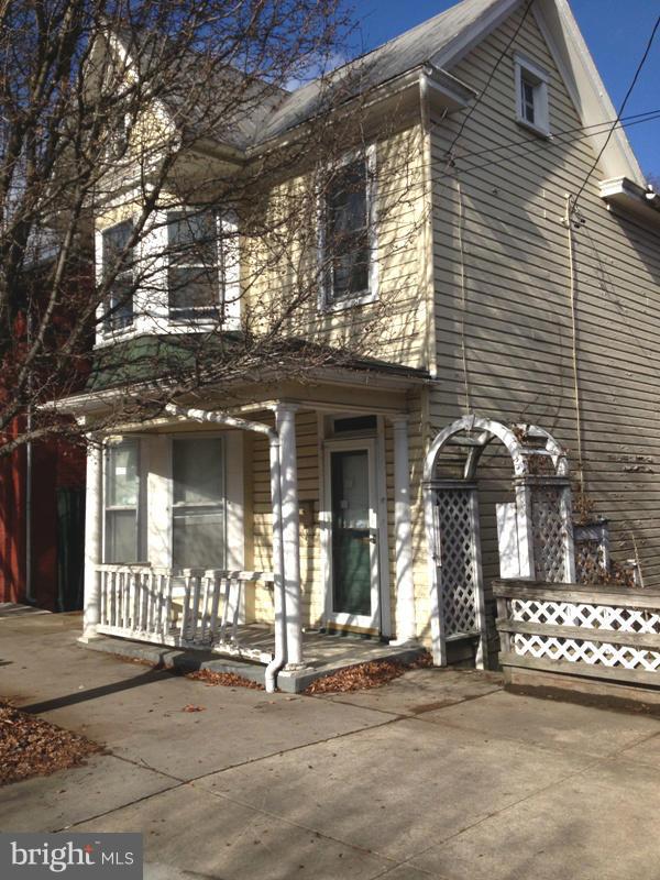FABULOUS OPPORTUNITY! Newer oak kitchen cabinets, updated baths.  Large rooms, wood floors and Large city lot. Close to Main St. and amenities.  Freddie Mac First Look Initiative ends March 2nd. Up to $500 towards Home Warranty for Owner Occupants only. Year built and lot information from tax department. Information believed correct but should be verified. Sold As-Is.