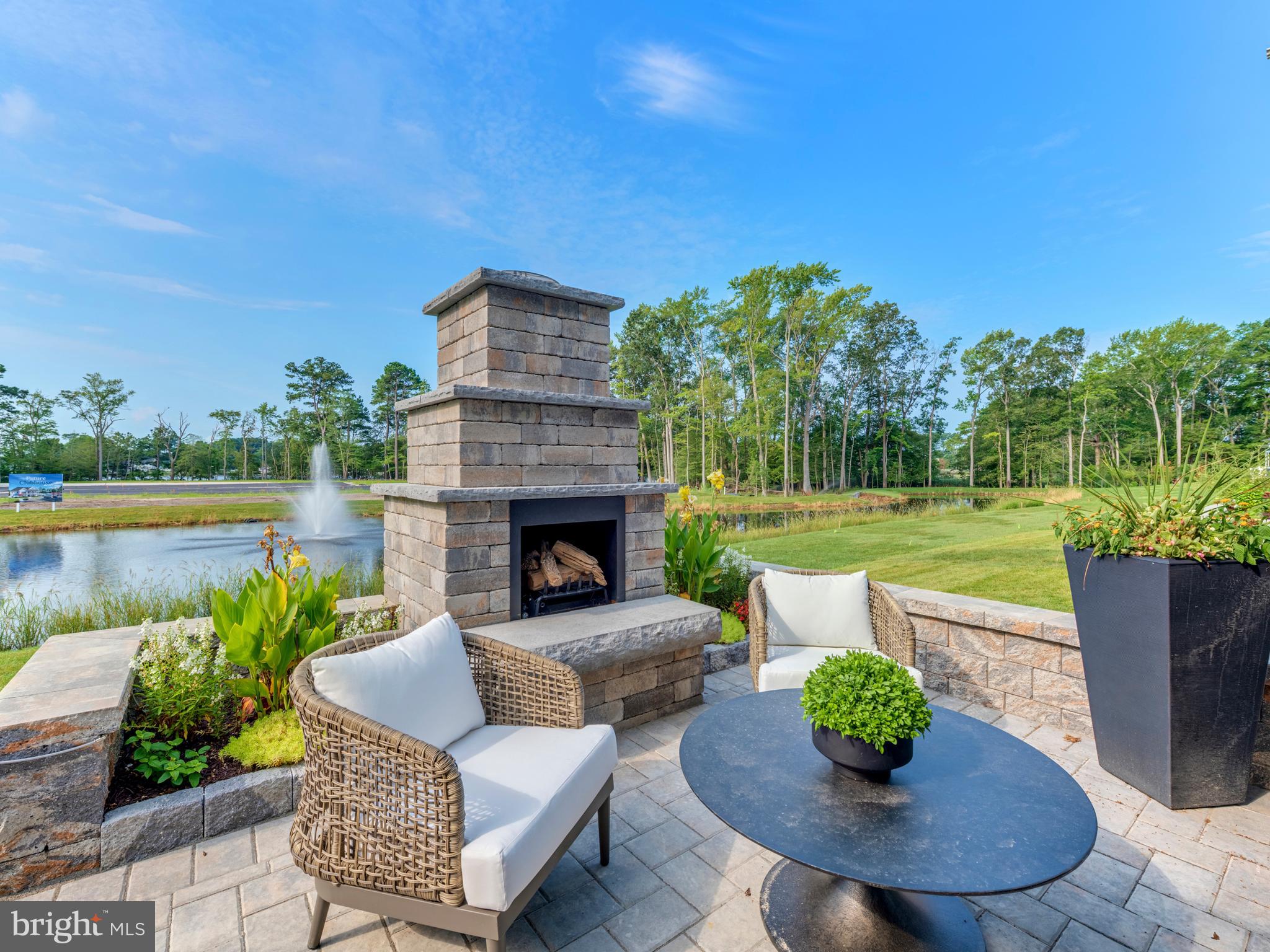 BLACK OAK - Residential