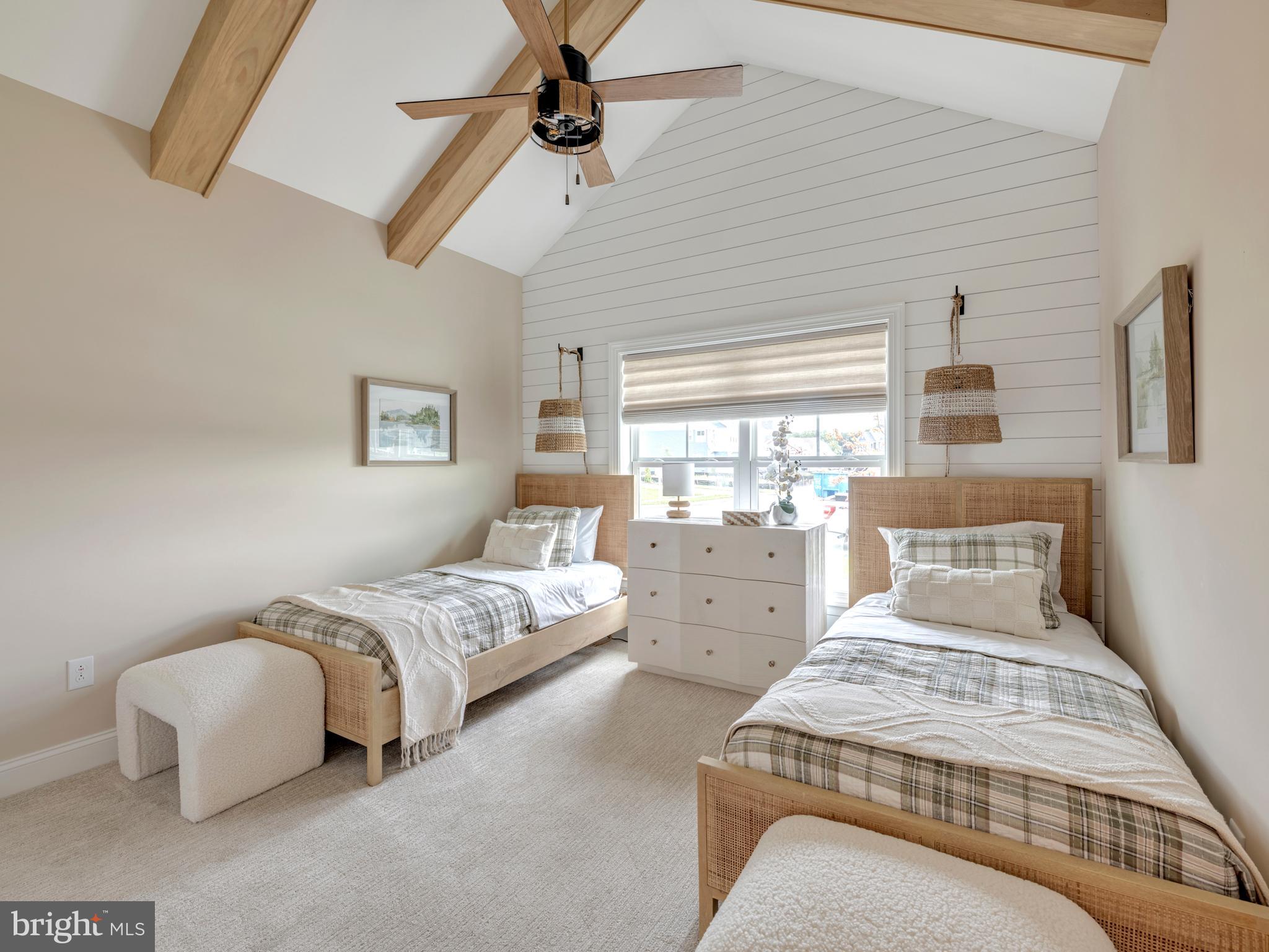 BLACK OAK - Residential