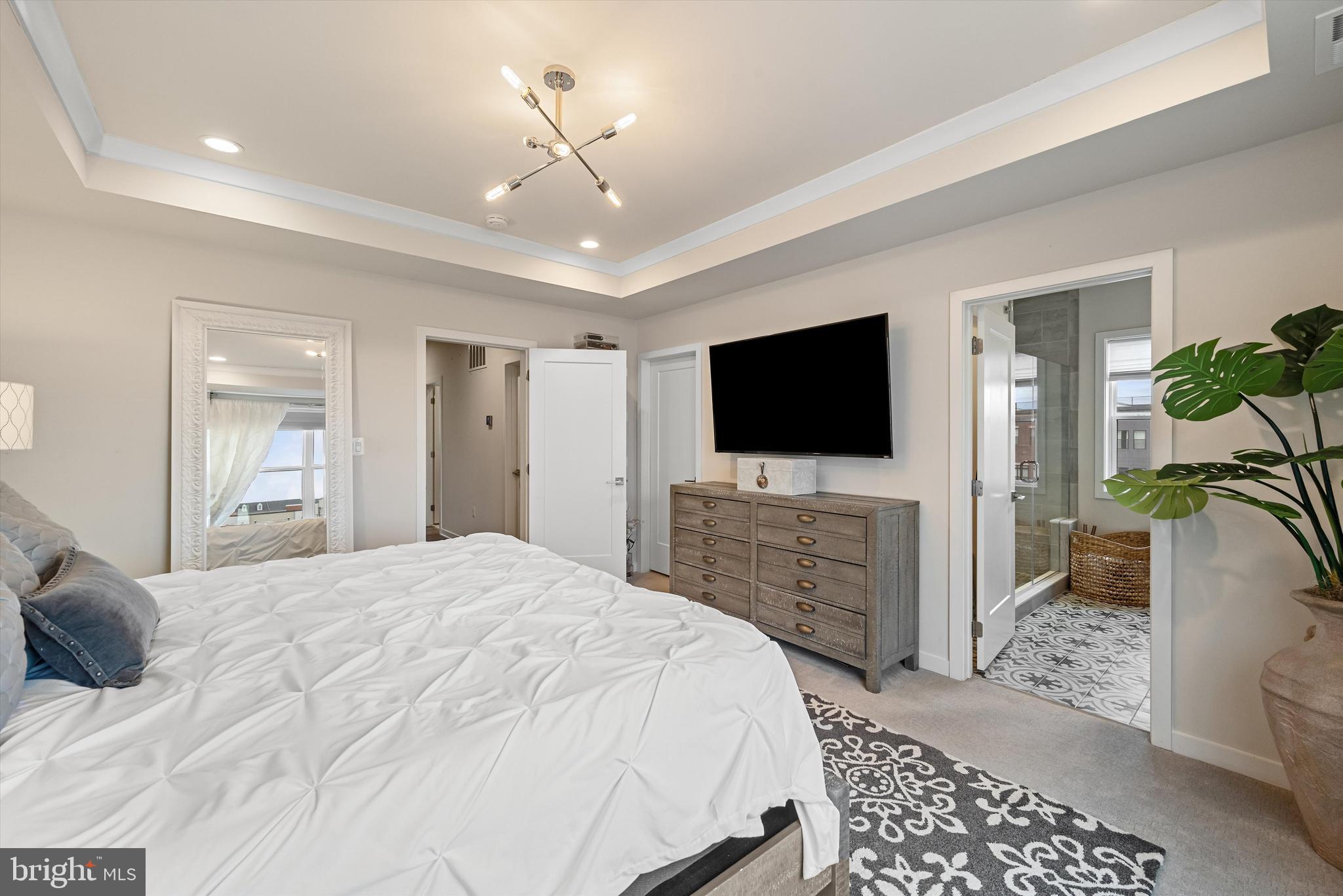 LOUDOUN VALLEY ESTATES 2 - Residential