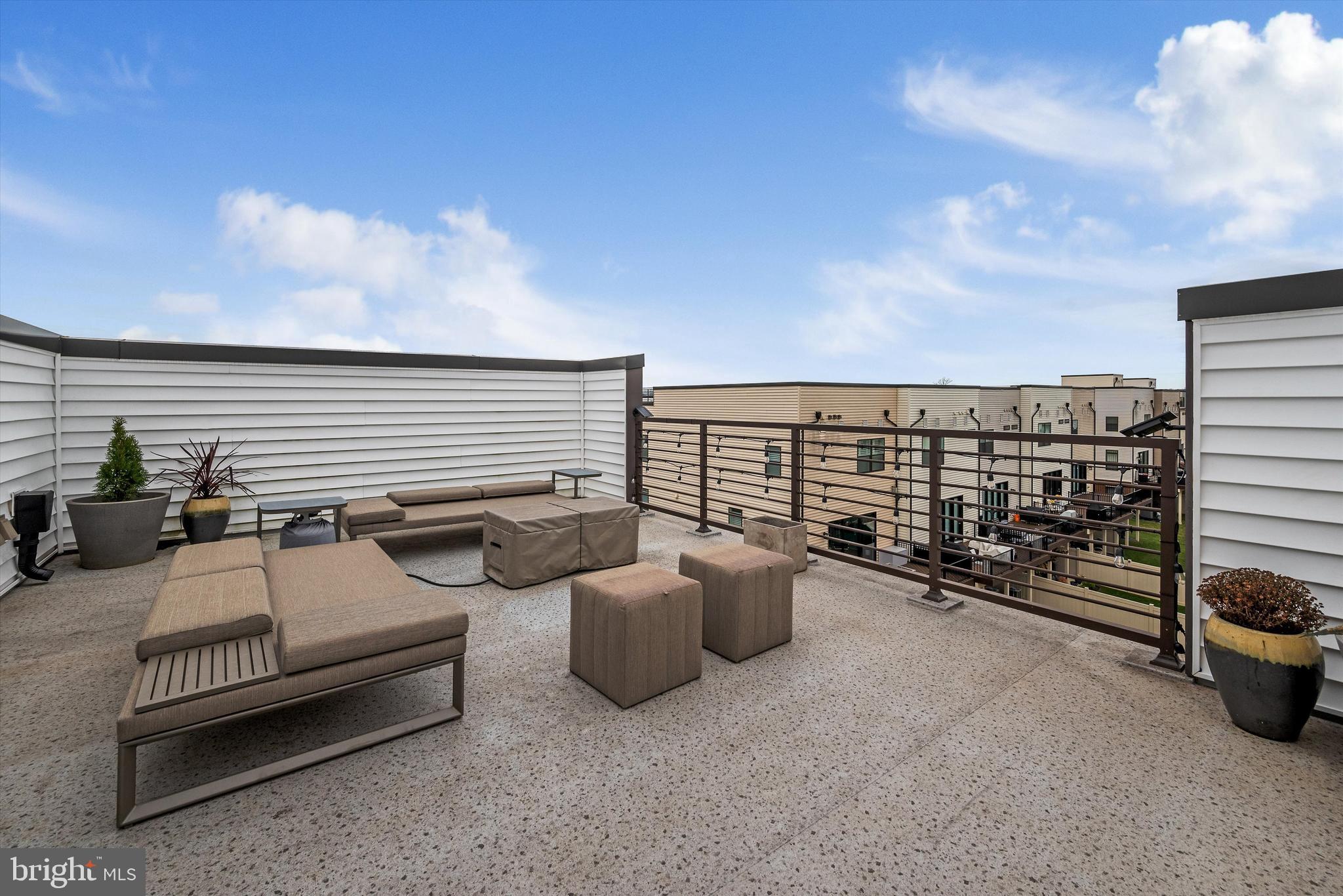 LOUDOUN VALLEY ESTATES 2 - Residential