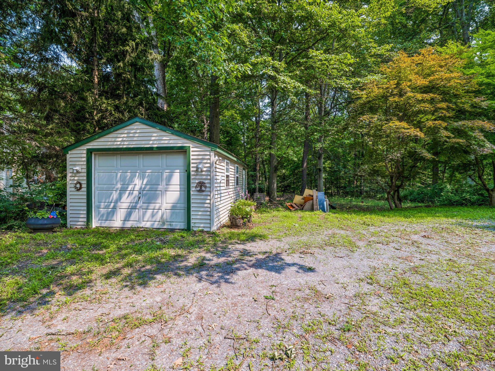 BIRCH RUN - Residential