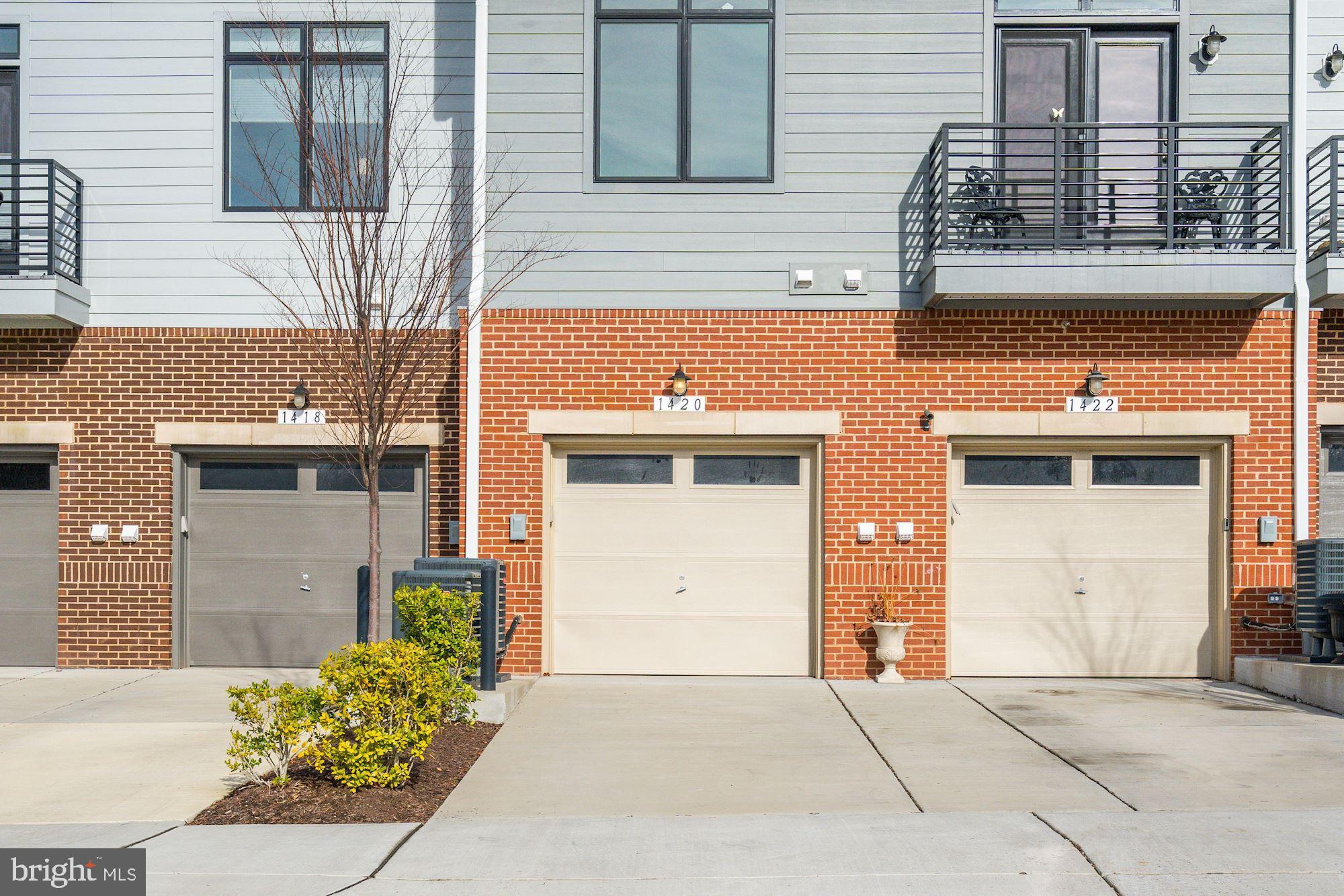 VILLAGE AT LEESBURG - Residential