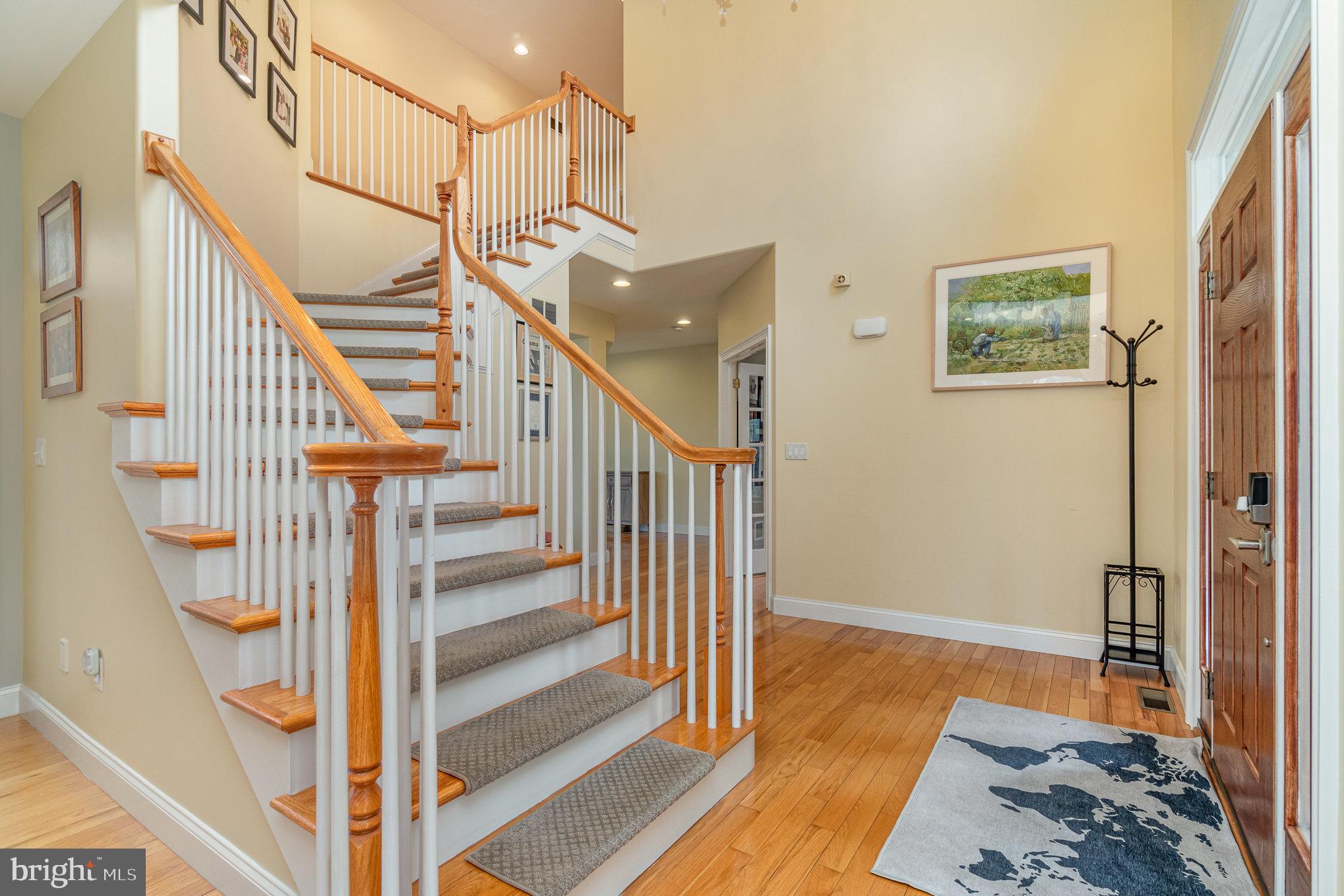 DERRY WOODS - Residential