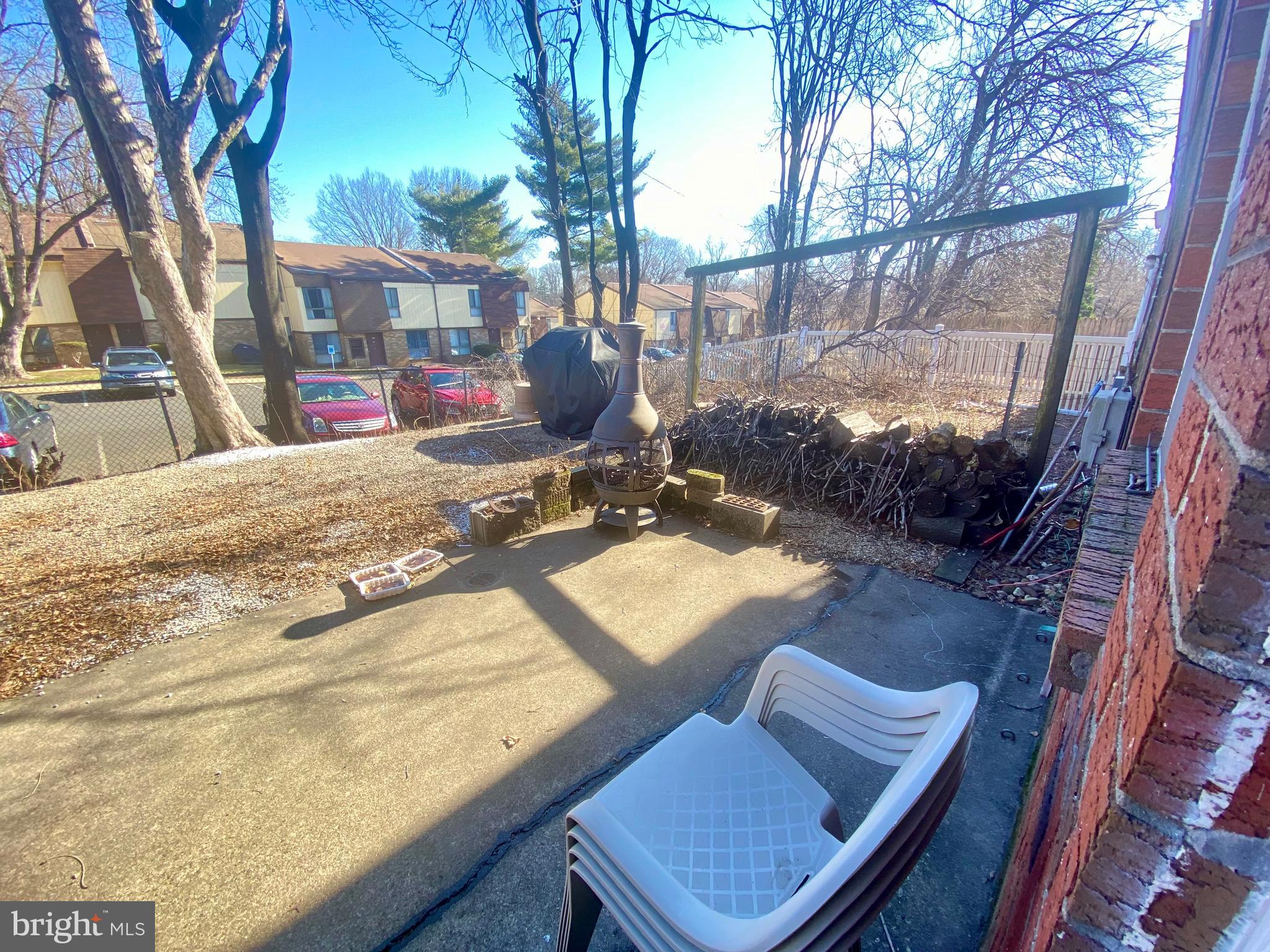 ACADEMY GARDENS - Residential Income