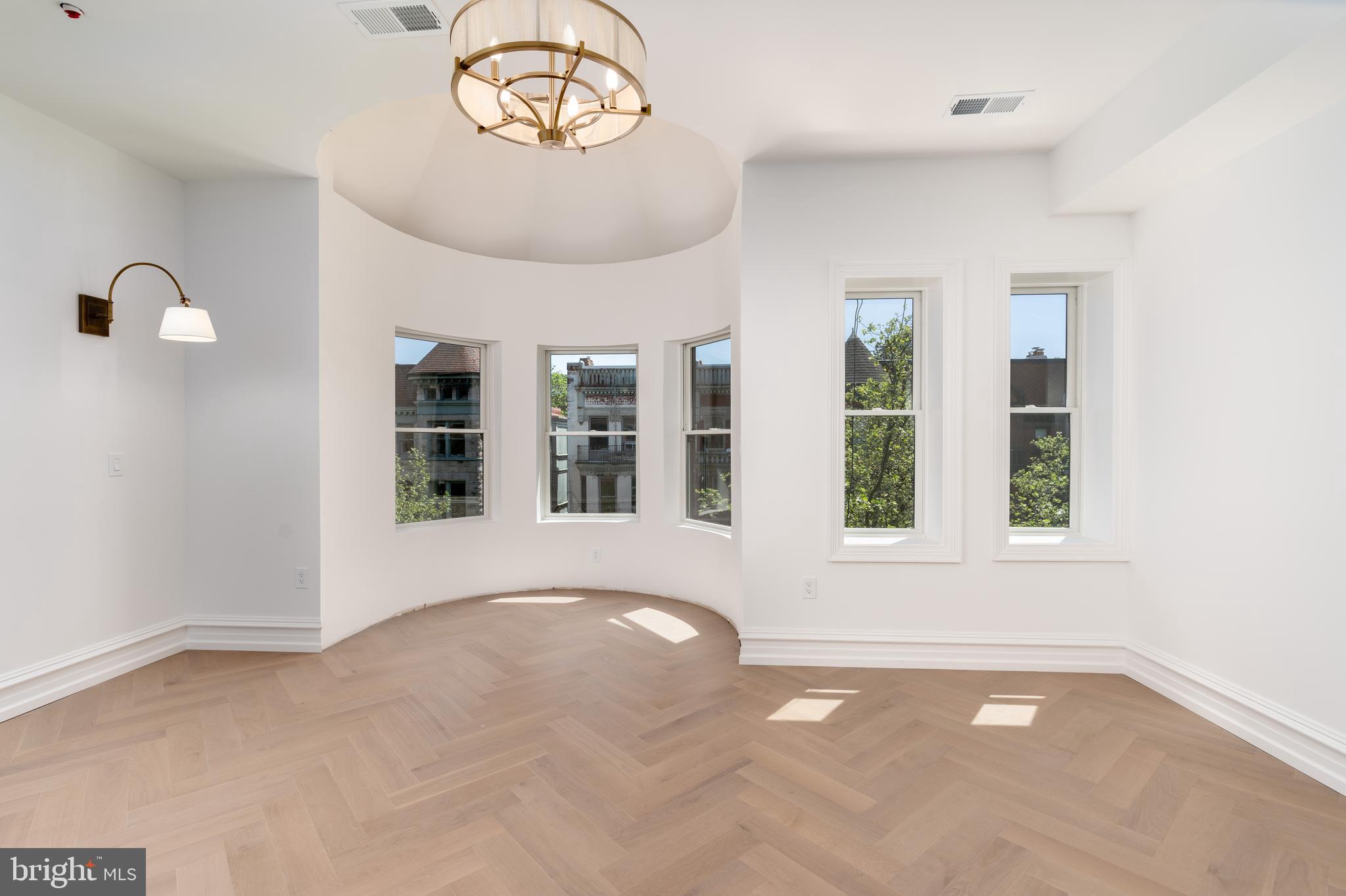 DUPONT CIRCLE - Residential Income