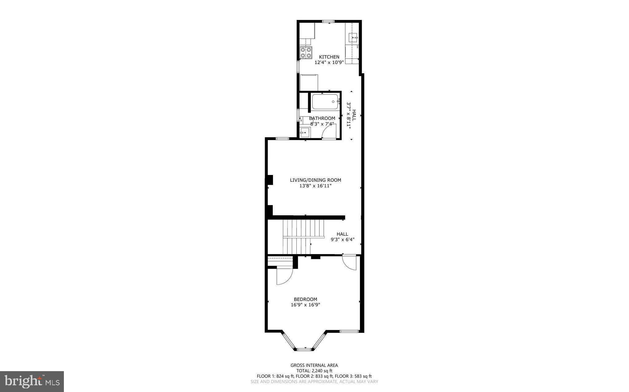 Main image without alt text