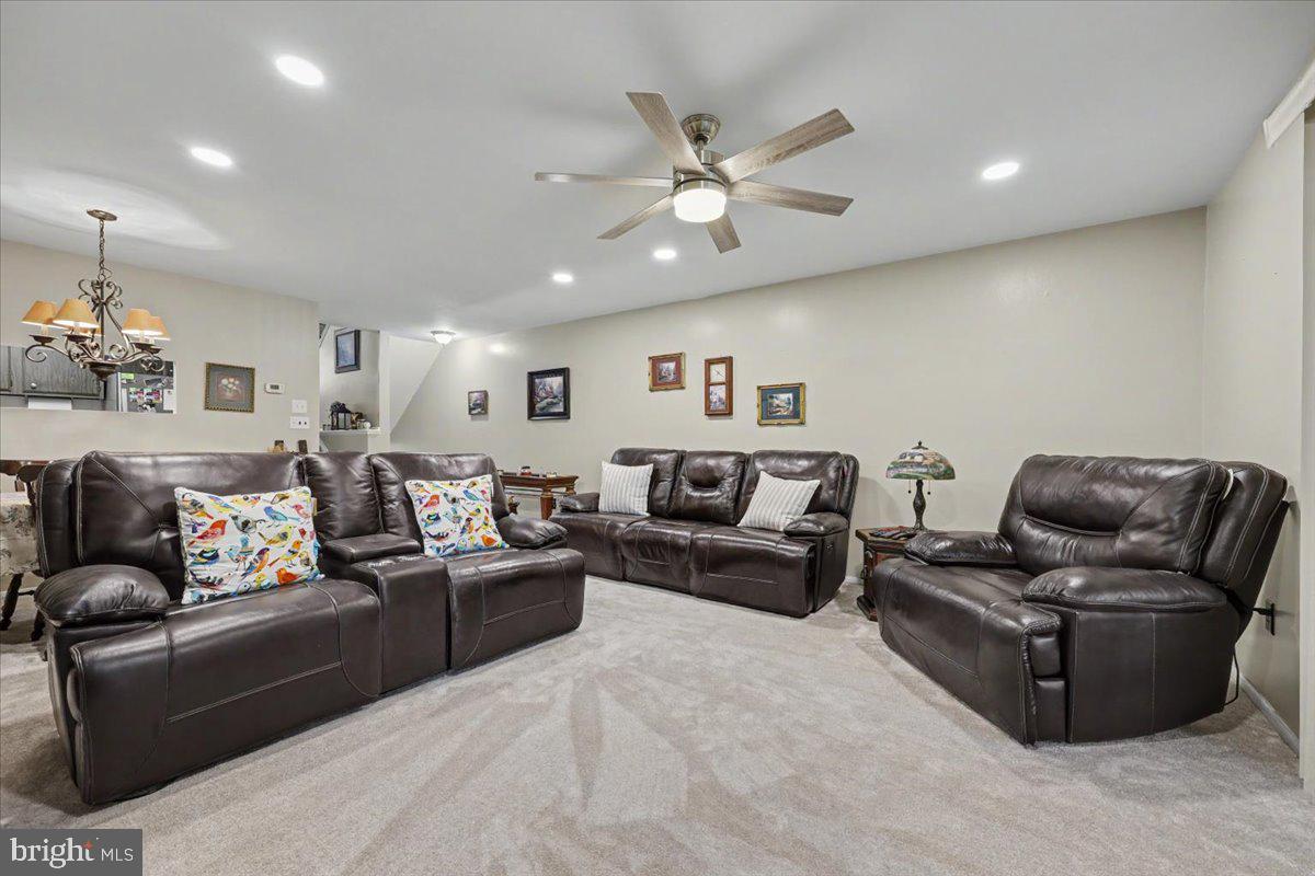 STONY CREEK - Residential