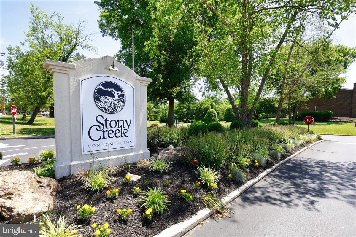 STONY CREEK - Residential
