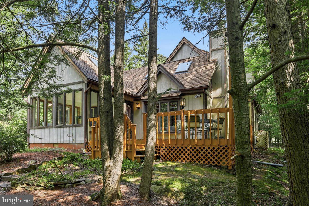 LAKE NAOMI - Residential