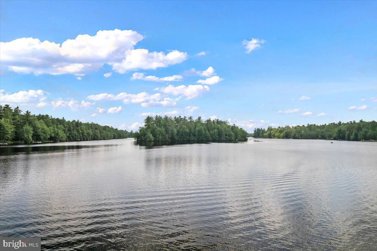LAKE NAOMI - Residential