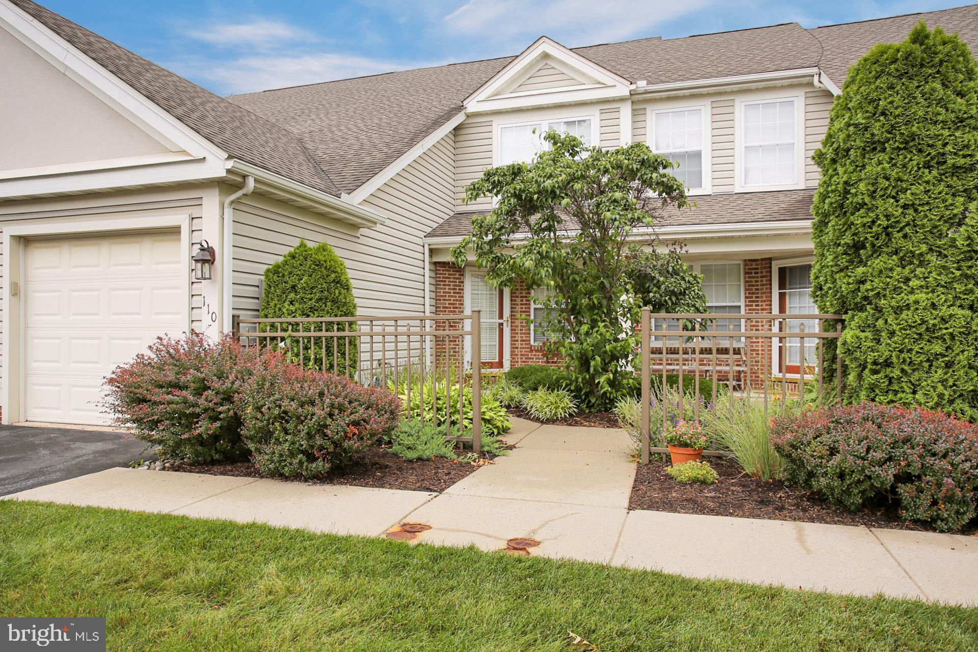 OAK HILL - Residential