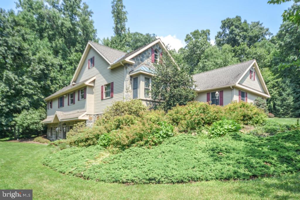Extremely well constructed Ranch home, great room sizes, handicap accessible, large open great room with fireplace, nice lot and setting, large daylight  professionally finished basement with full 2nd kitchen, large screened porch and patio.
