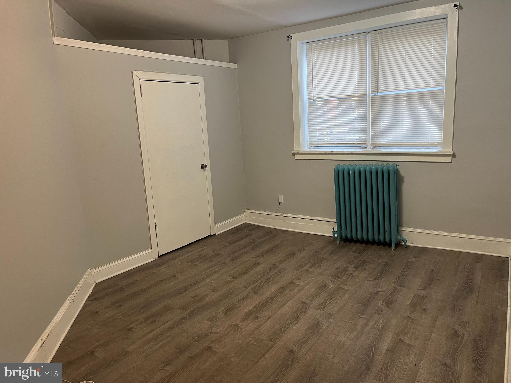 FRANKFORD - Residential Income