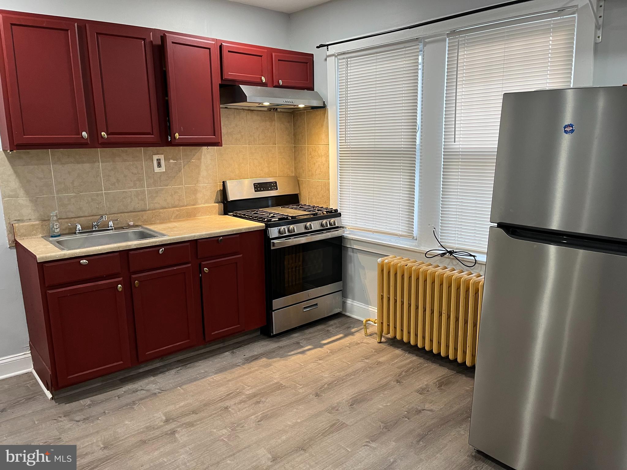 FRANKFORD - Residential Income