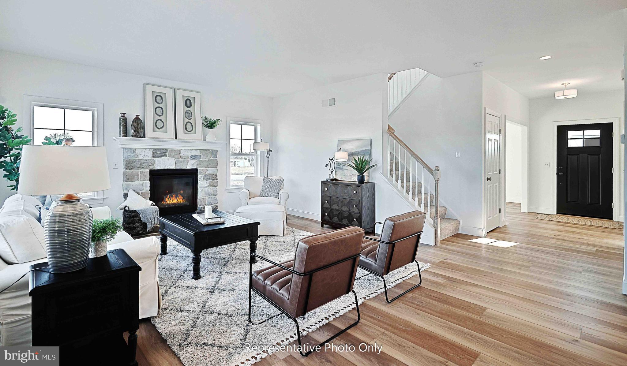WALTON HILL - Residential