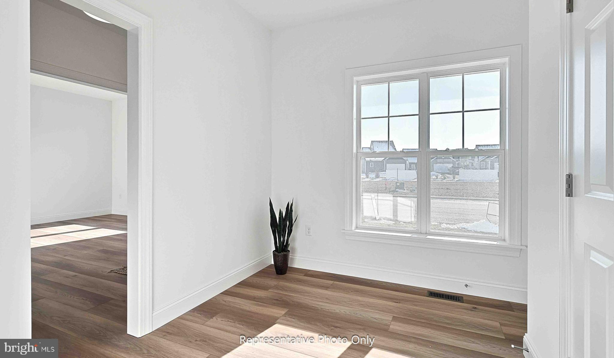 WALTON HILL - Residential