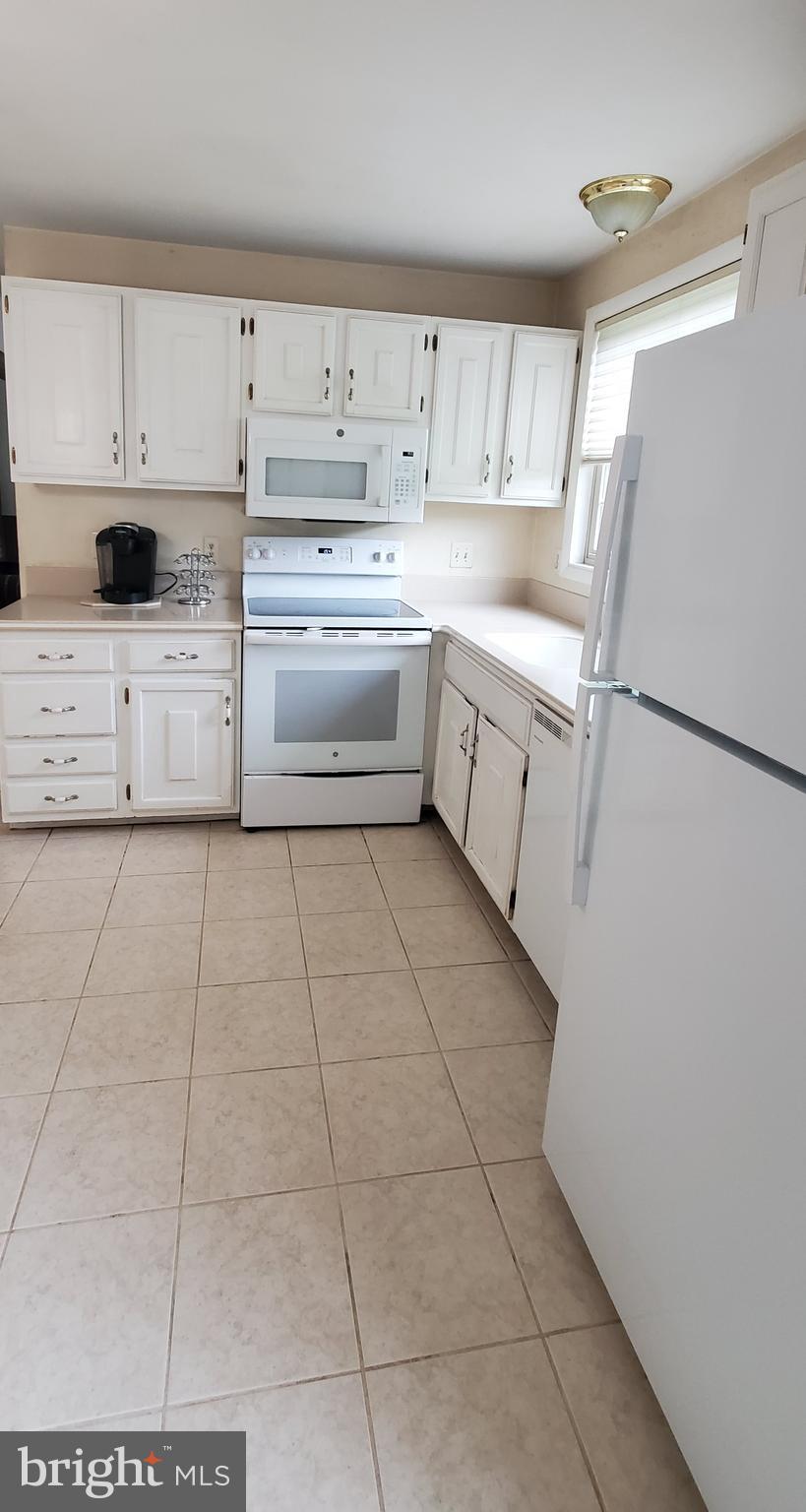 COUNTRYSIDE ESTATES - Residential