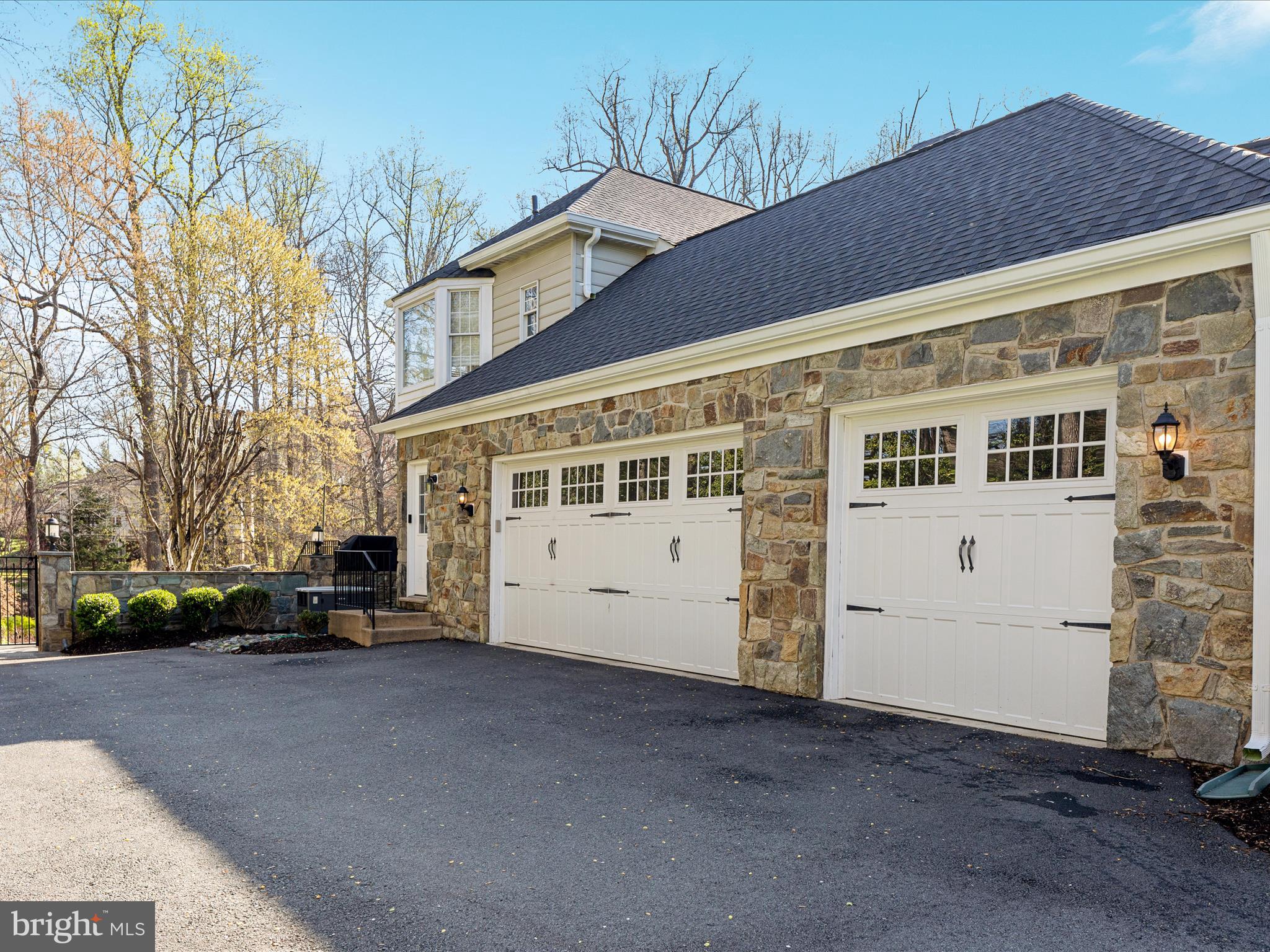 FOX RUN - Residential